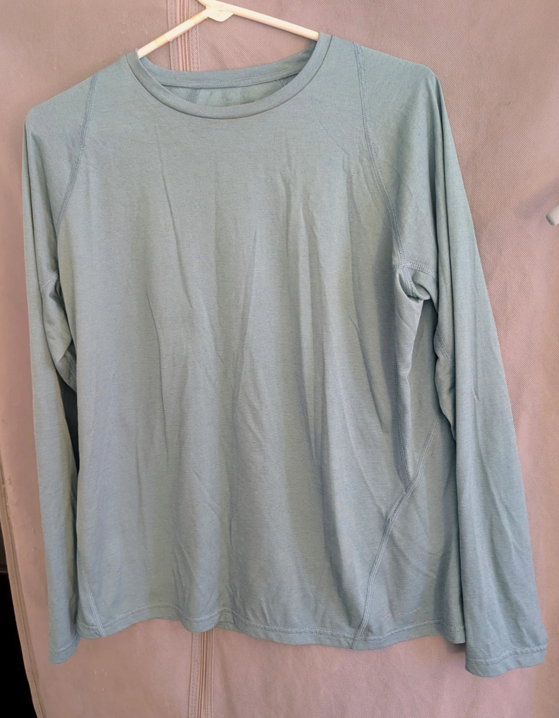 Women's Medium Columbia Titanium Long Sleeve Shirt