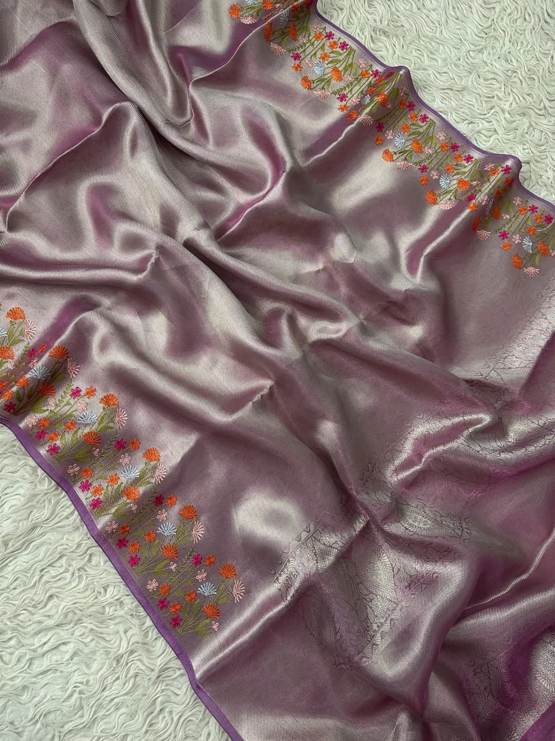 Banarasi Tissue Saree with Embroidery Border - photo 5