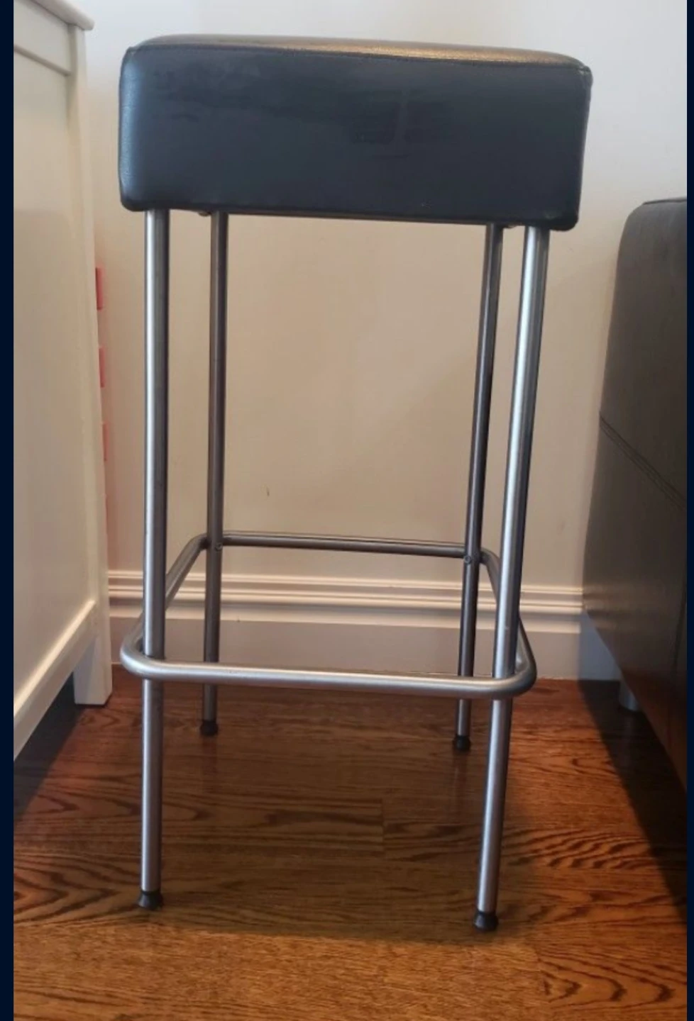 Set of 2 Black Faux Leather Bar Stools with Metal Legs - photo 2