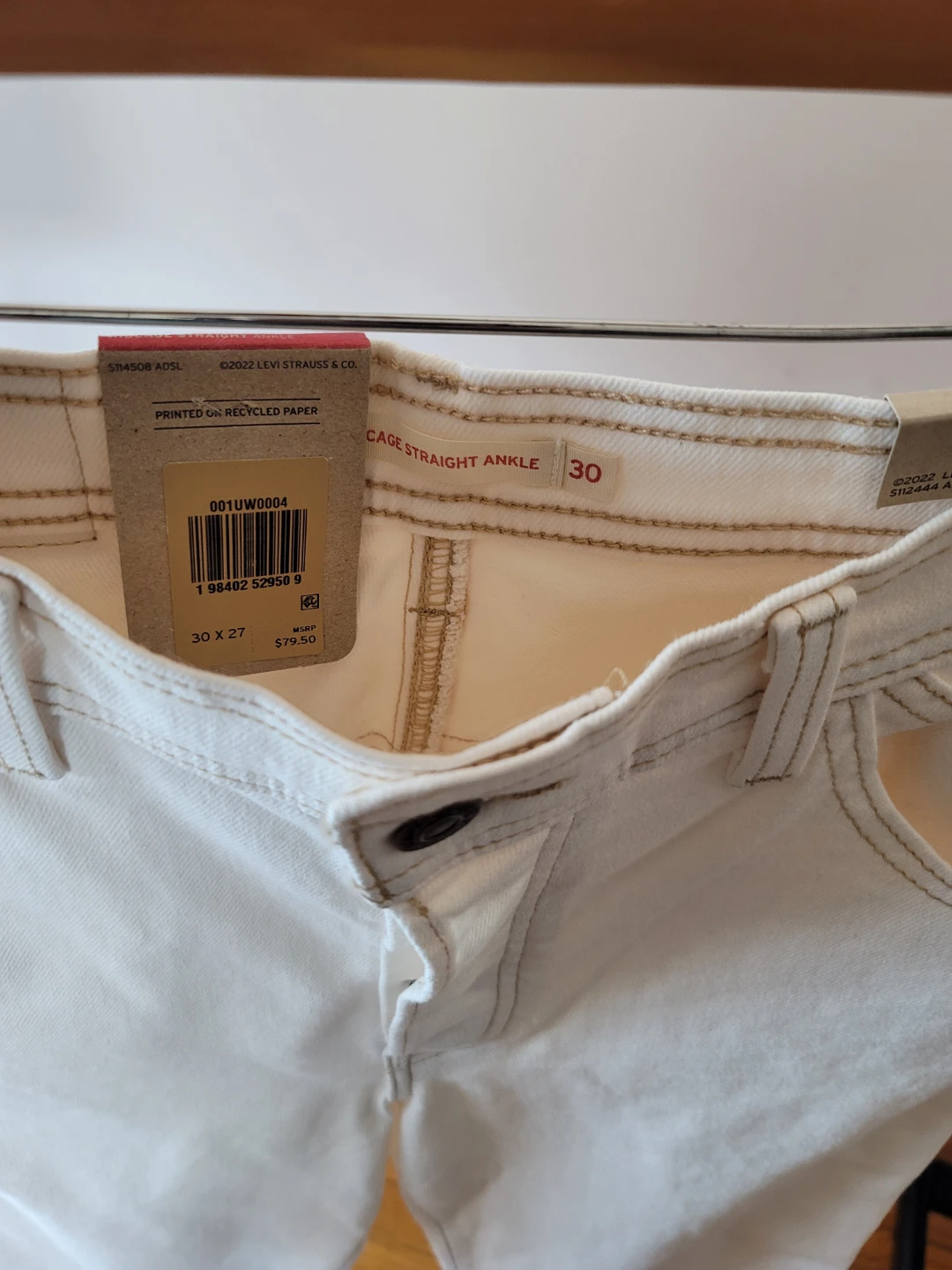 Levi's Women's Ribcage Straight Ankle Denim in Cream New Sz 30 - photo 2