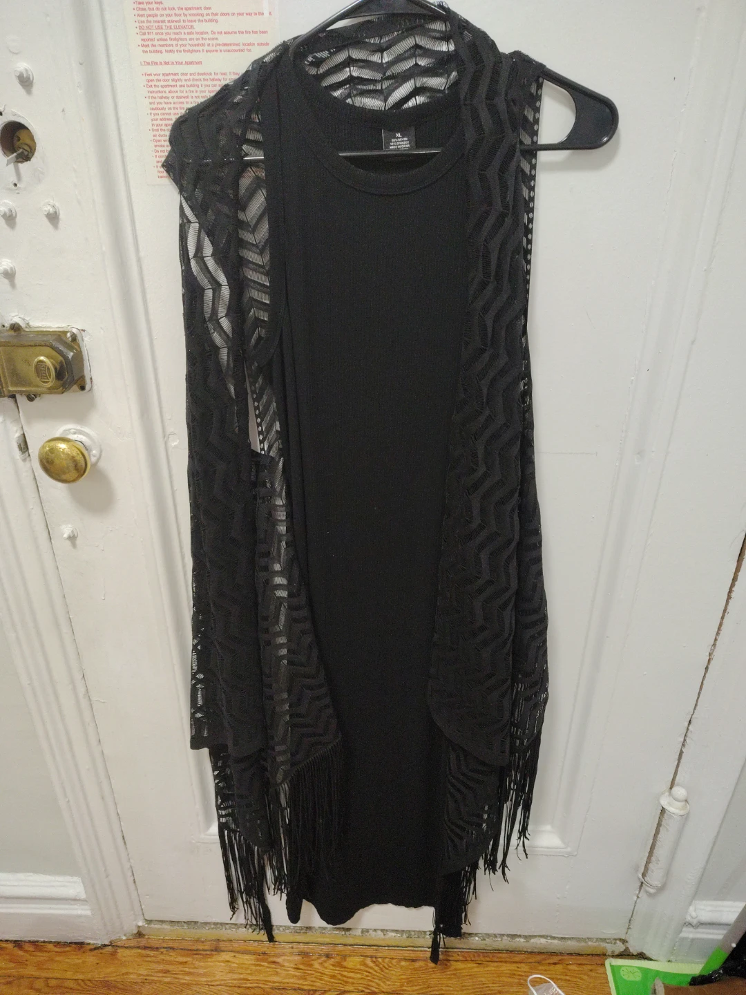 Black sleeveless open front vest with fringe - photo 2