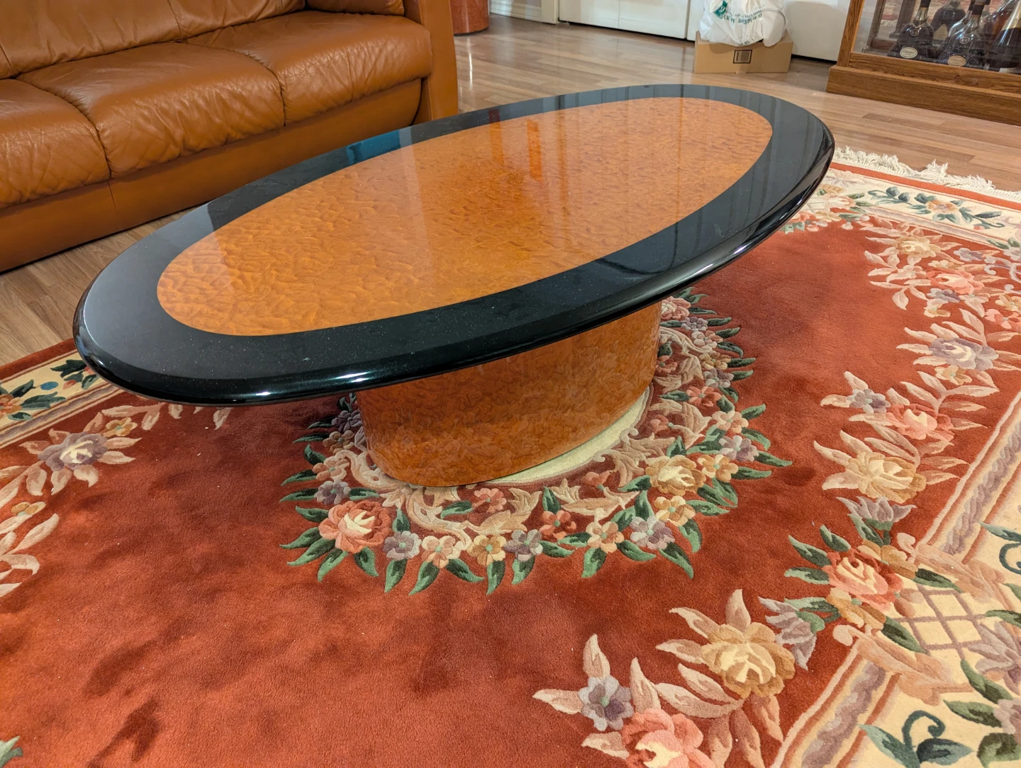 Oval Coffee Table with Wood and Black Finish - photo 2
