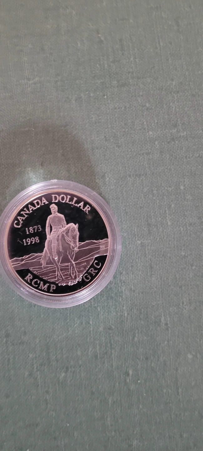 Coin RCMP 1873-1998