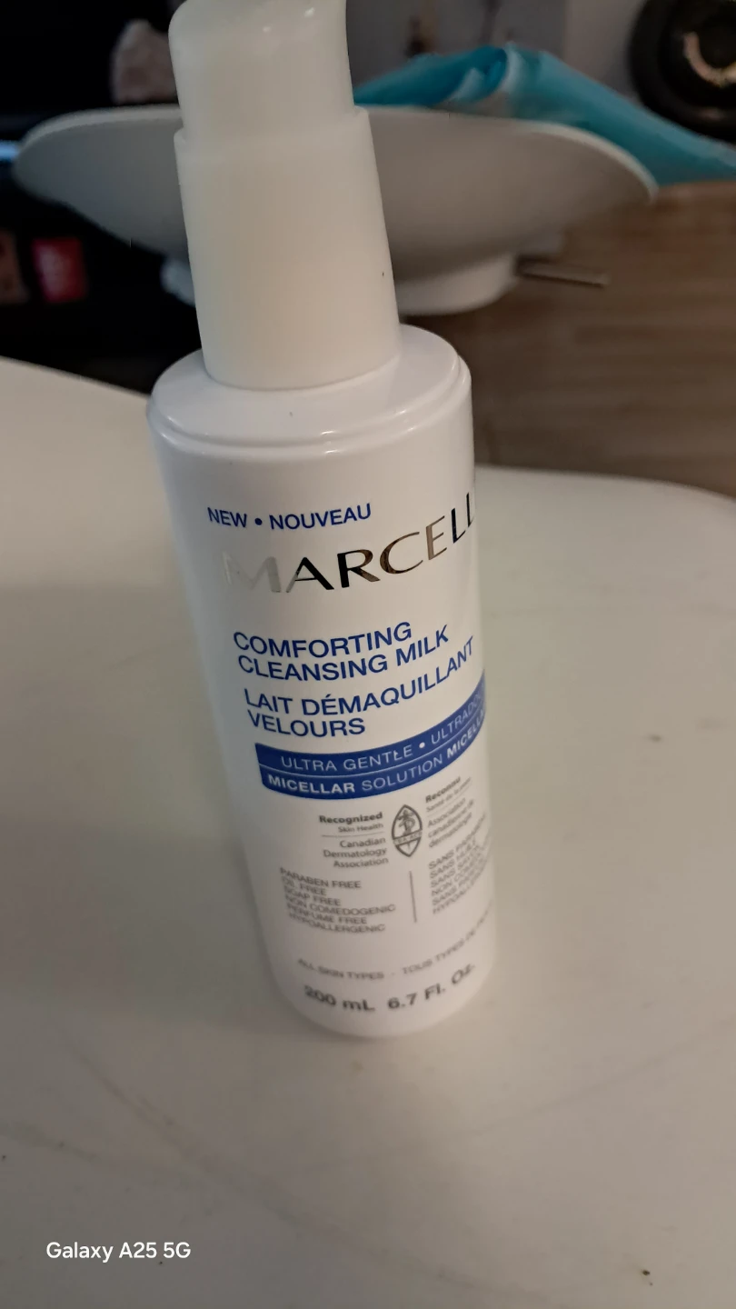 Marcelle Comforting Cleansing Milk 200 mL - photo 2