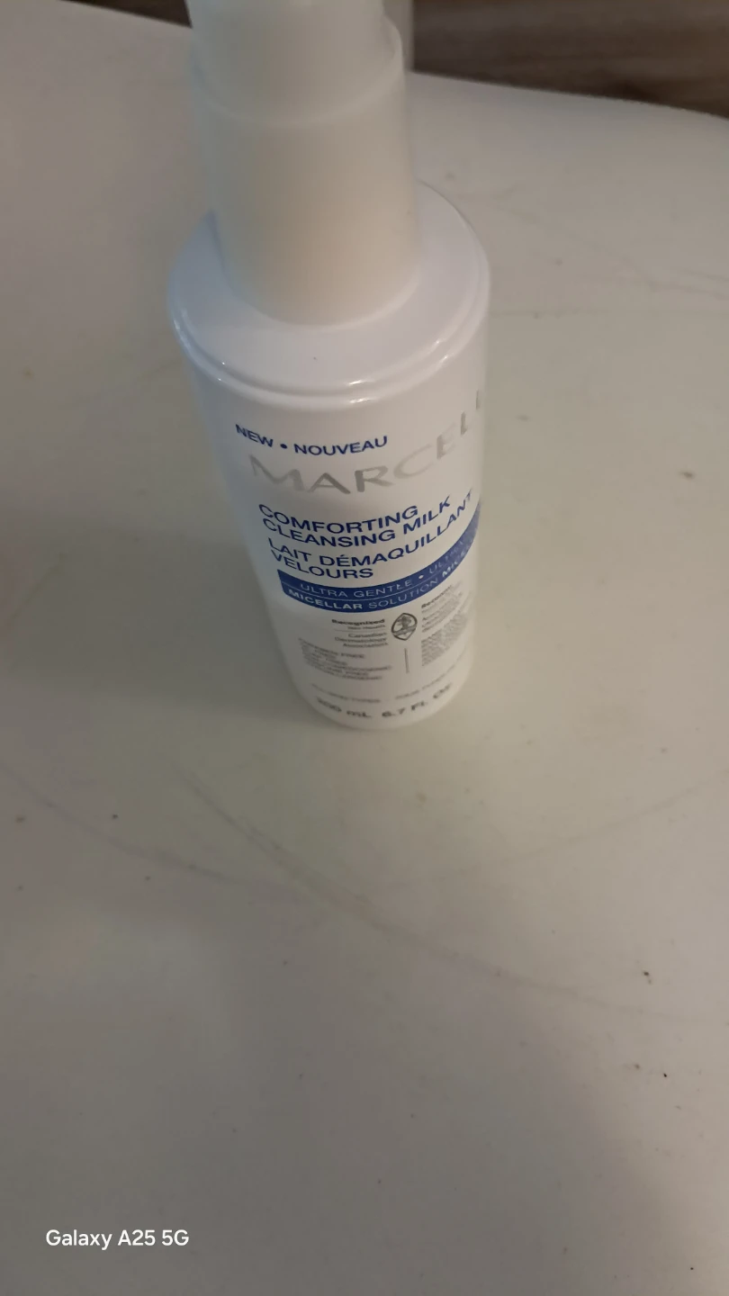 Marcelle Comforting Cleansing Milk 200 mL - photo 3