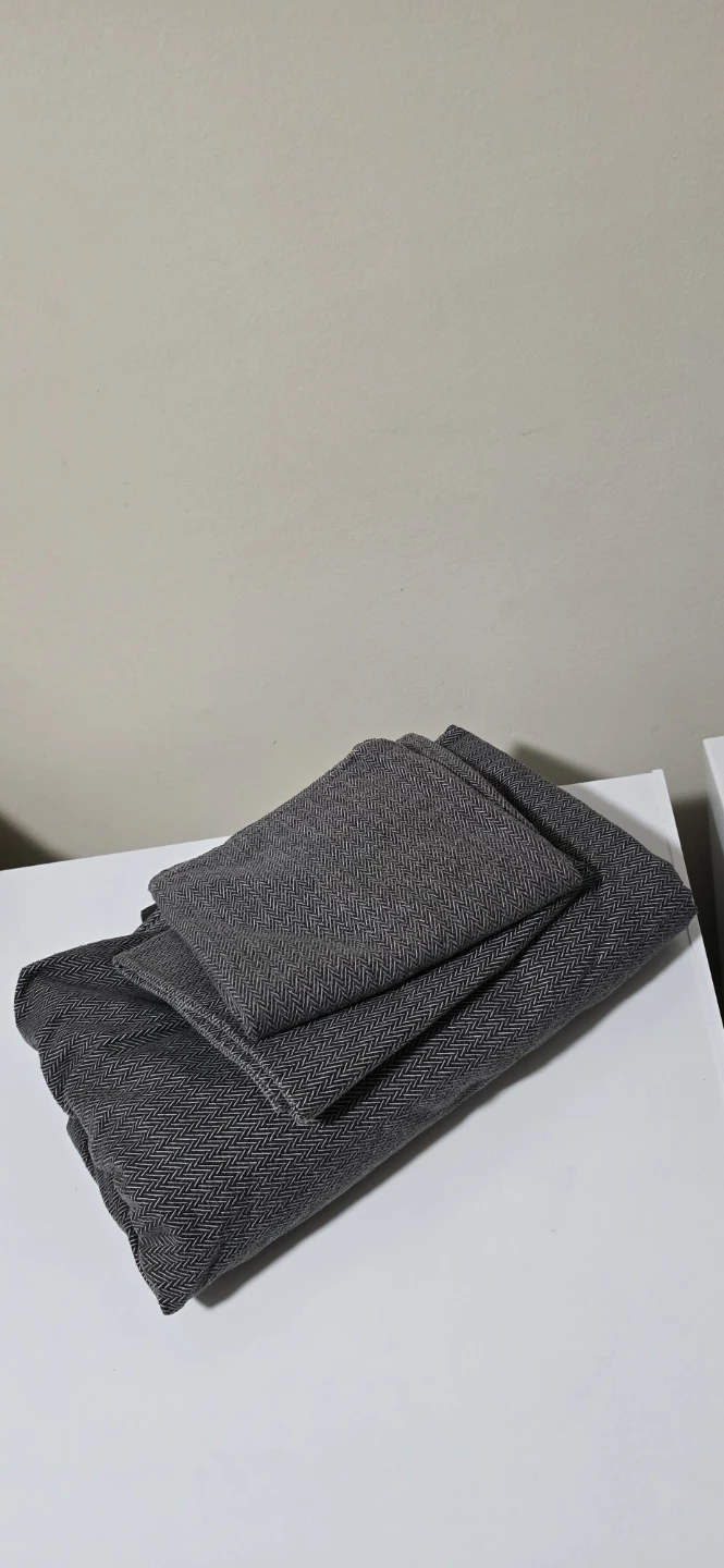 Dark Grey dsheet + 2 pillow covers