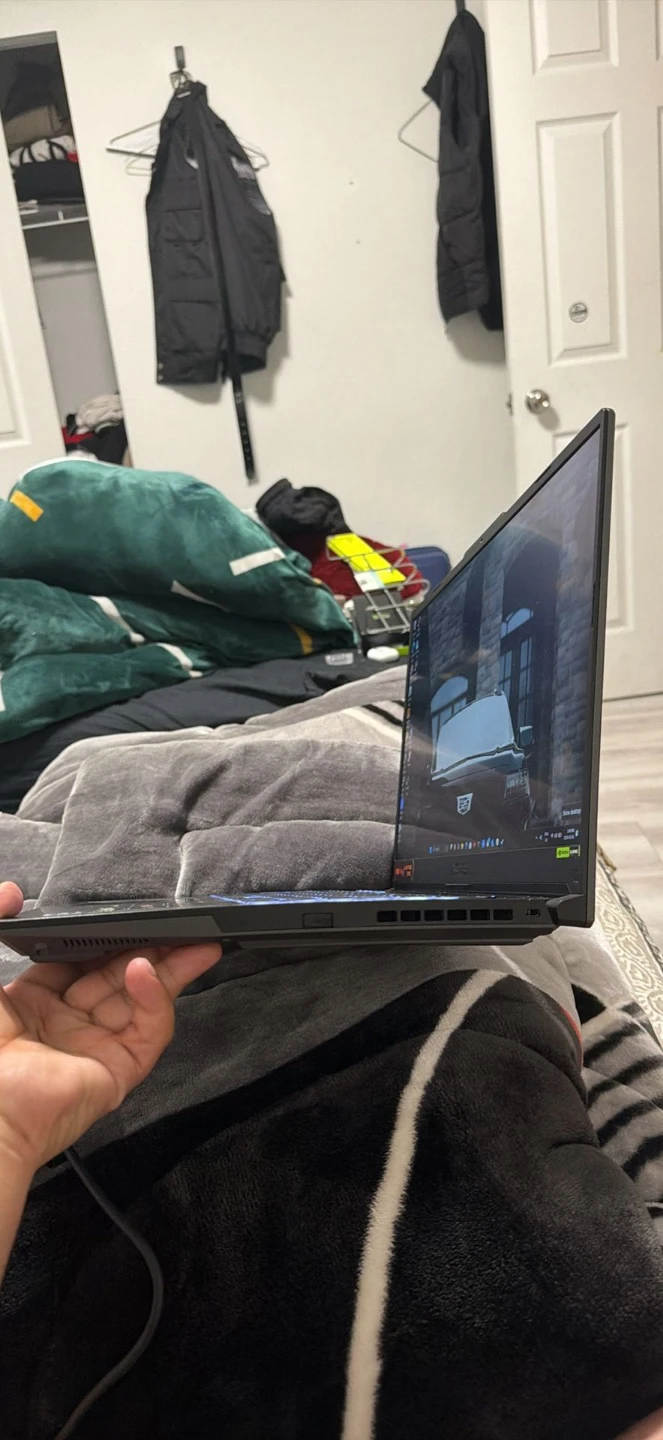 ASUS TUF Gaming A17 Laptop - photo 3