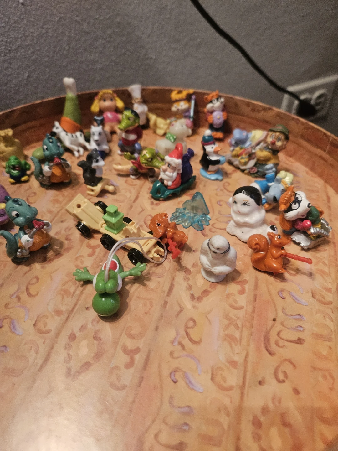 Kinder Suprise Small Toy Figures 37 pcs. - photo 5