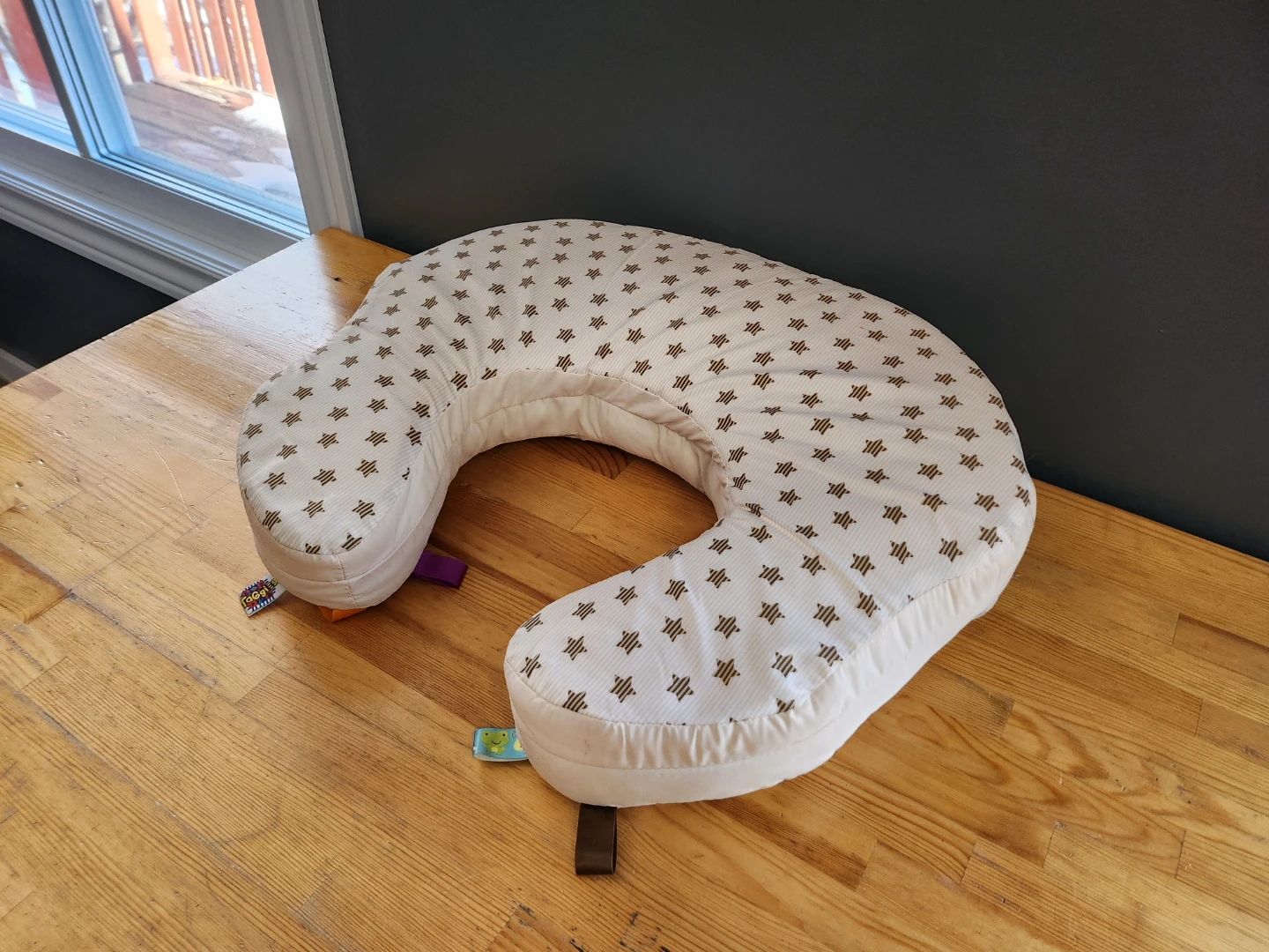 Comfort & Harmony Mombo Nursing Pillow - Monkey Pattern - photo 2