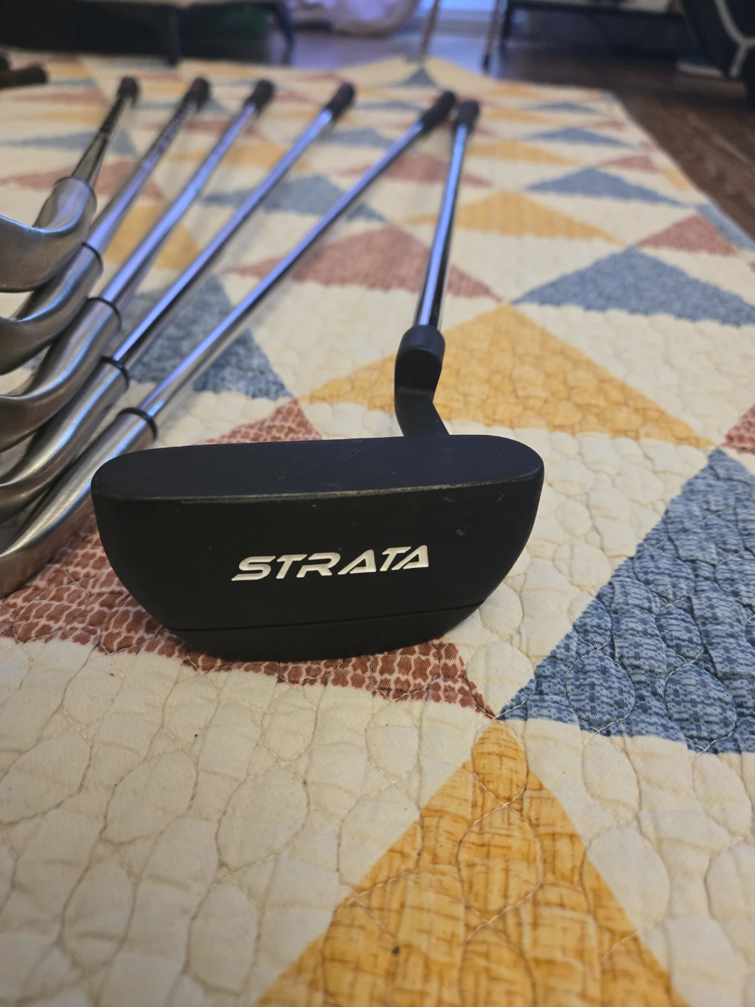 Strata Golf Club Set with Stand Bag