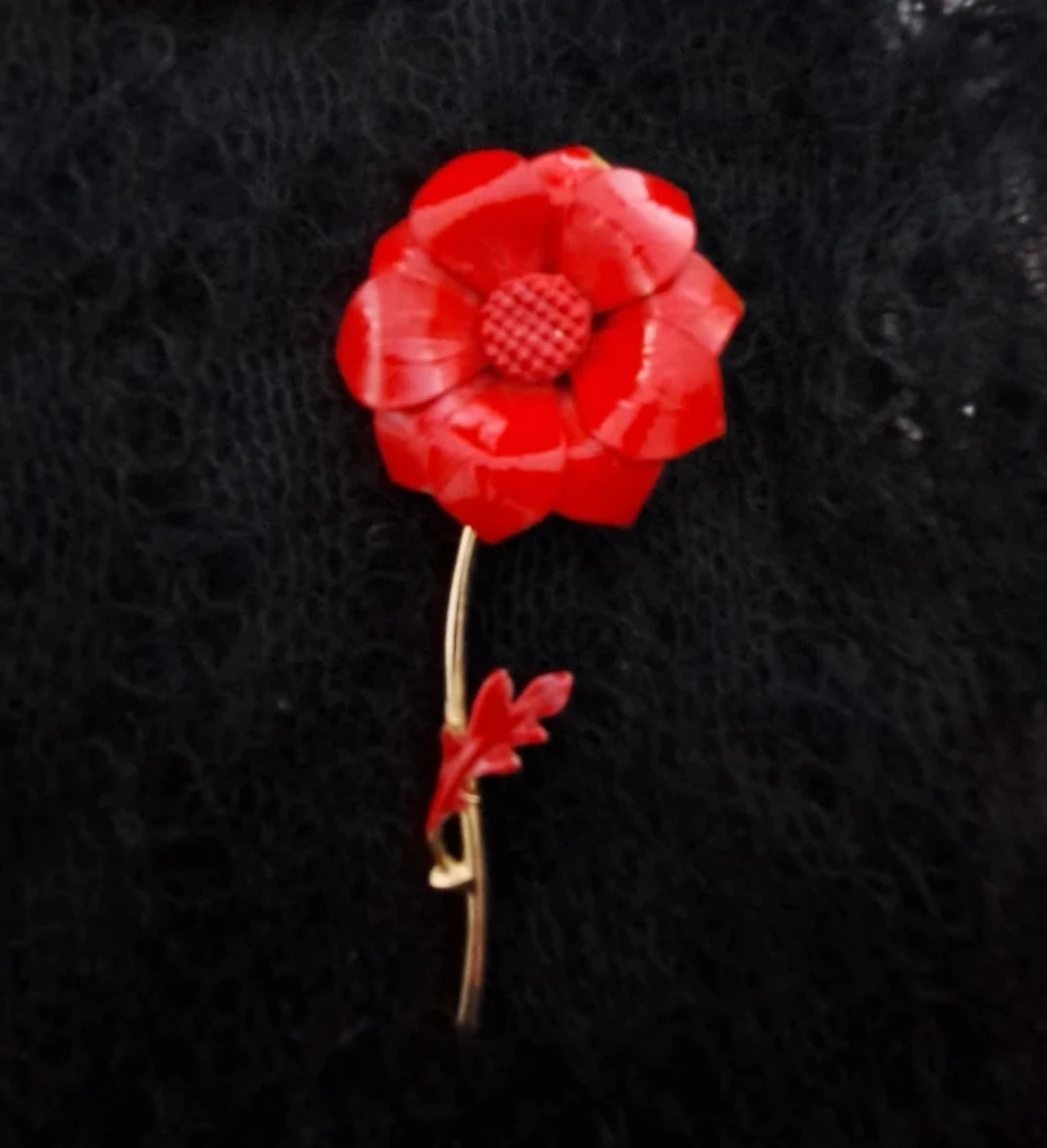 Beauiful Shiny Red Flower Brooch