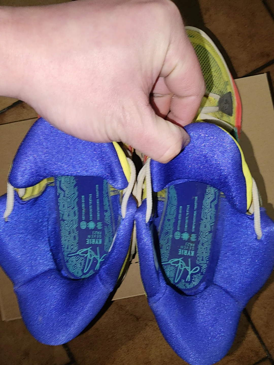 Nike Kyrie 7 "1 World 1 People" Basketball Shoes Men's Size 11 - photo 5