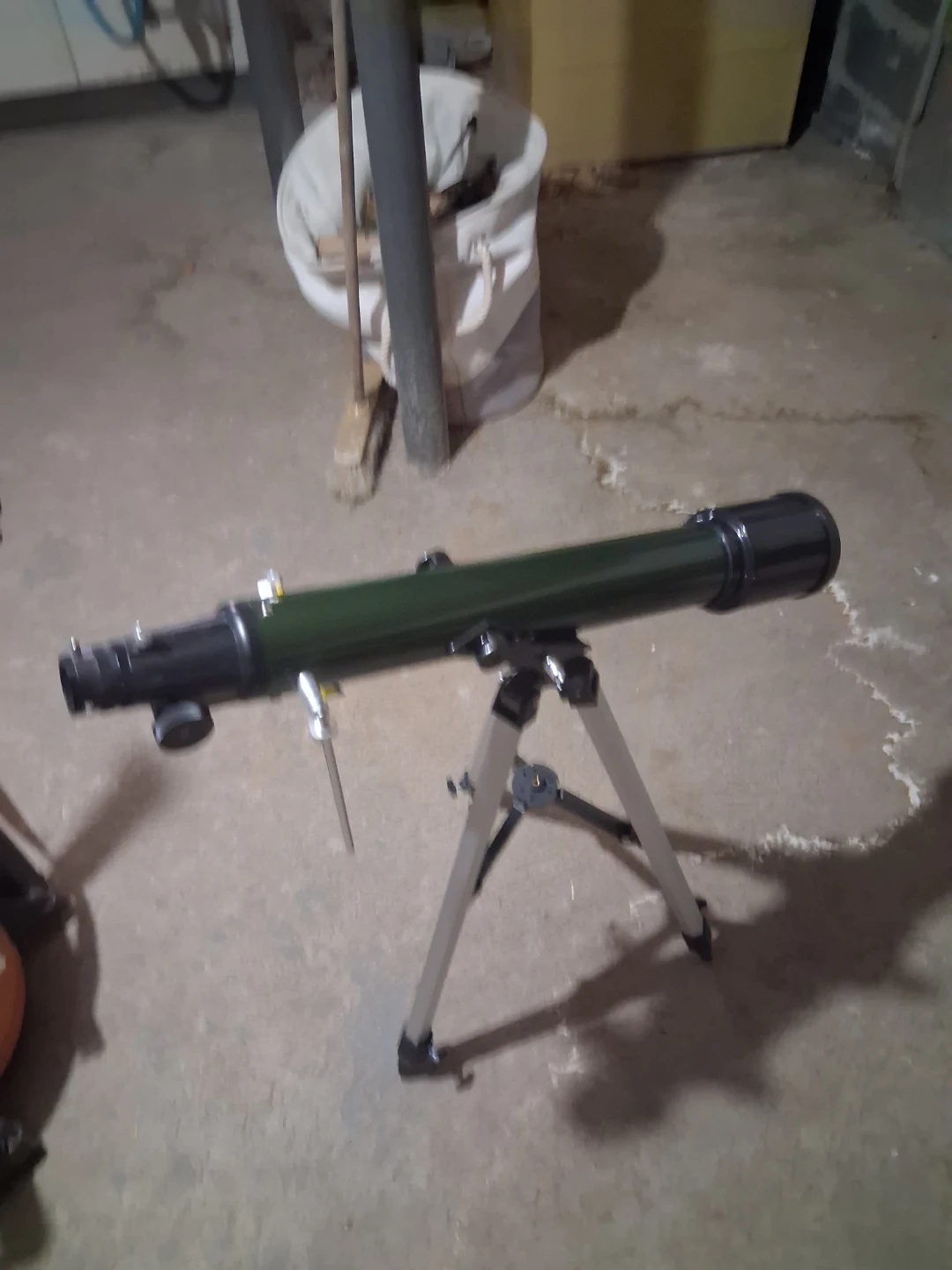 Celestron PowerSeeker 70AZ Refractor Telescope - photo 3