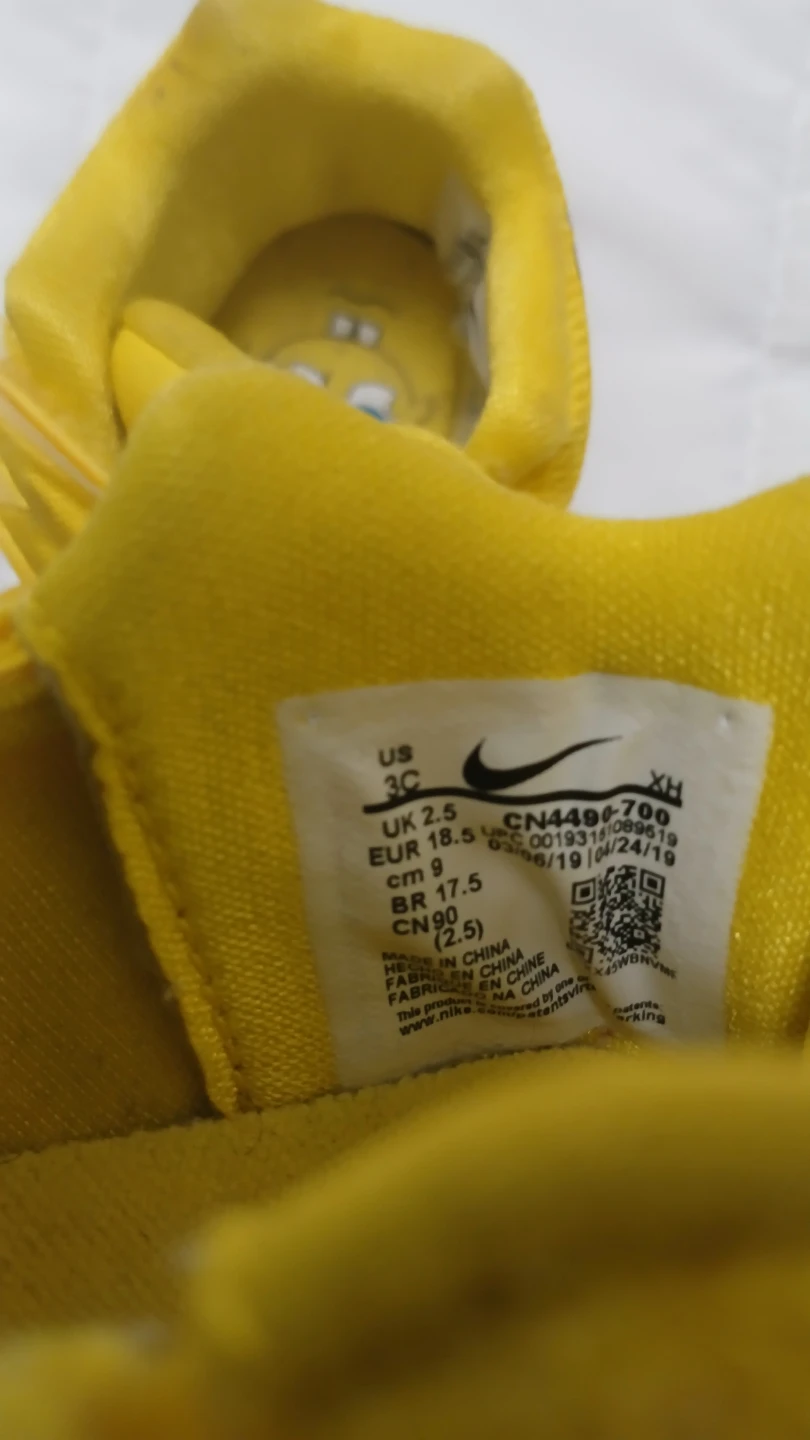 Nike Kyrie Low 2 Spongebob Toddler Shoes Yellow - photo 5