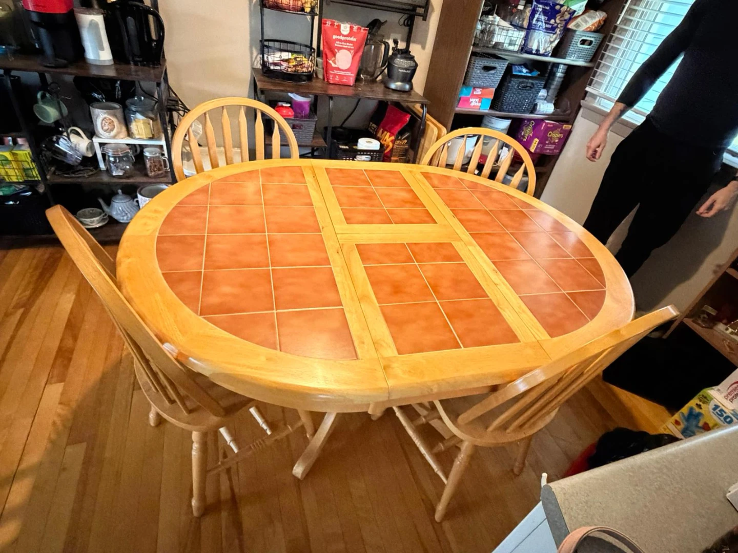 Extendable Dining Table with Tile Top and 4 Chairs - photo 3