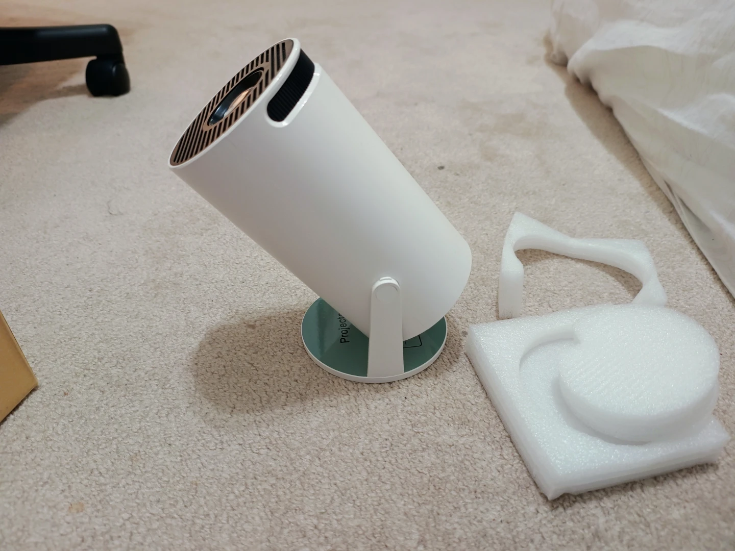 White Portable Projector with Remote - photo 4