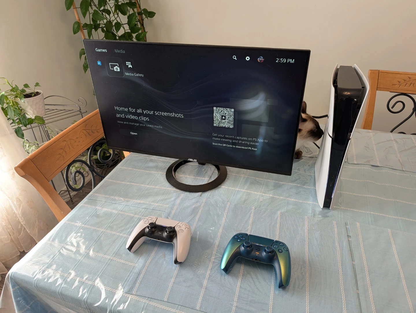 PS5 Slim Digital Edition (1TB) + 2 Controllers - Like New! - photo 4