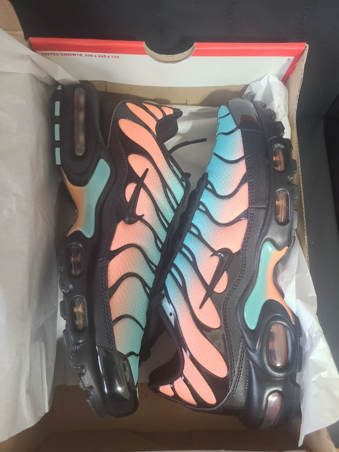 Nike Air Max Plus "Aurora Green Orange Pulse" Men's Size 9.5