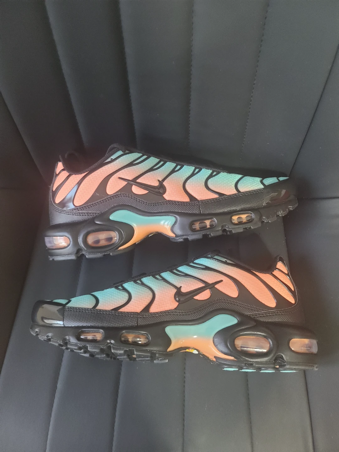 Nike Air Max Plus "Aurora Green Orange Pulse" Men's Size 9.5 - photo 4
