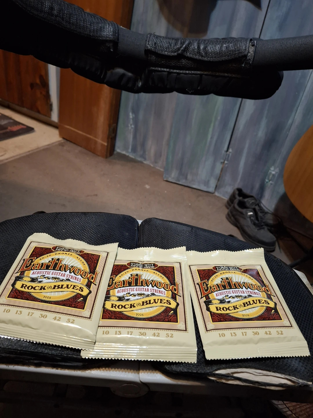 Ernie Ball Earthwood Acoustic Guitar Strings