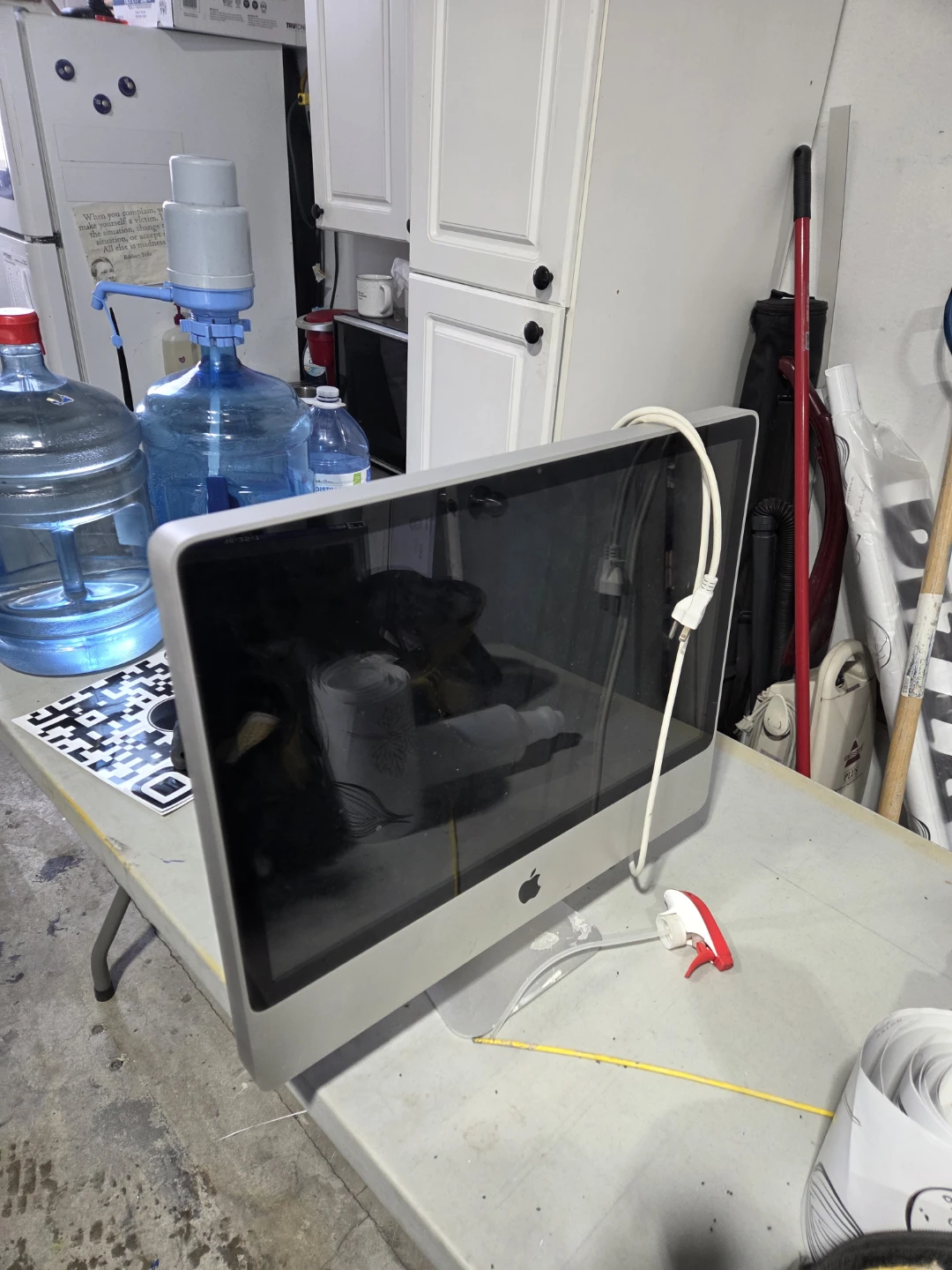 Apple iMac Desktop Computer