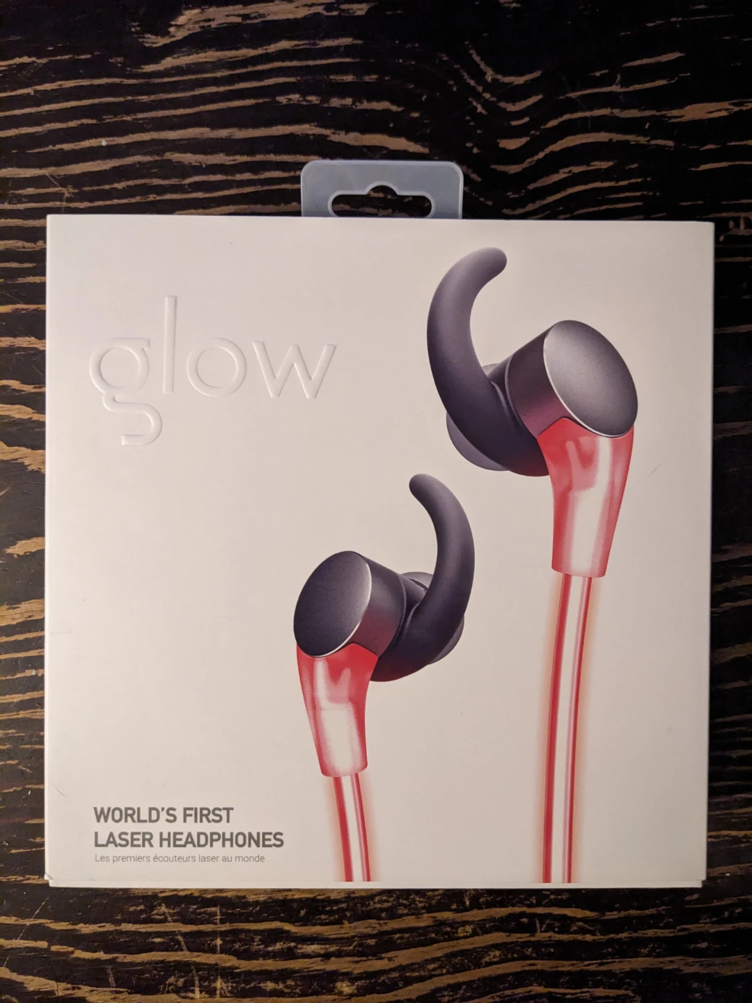 Glow In-Ear Headphones with mic and controls (glows RED)