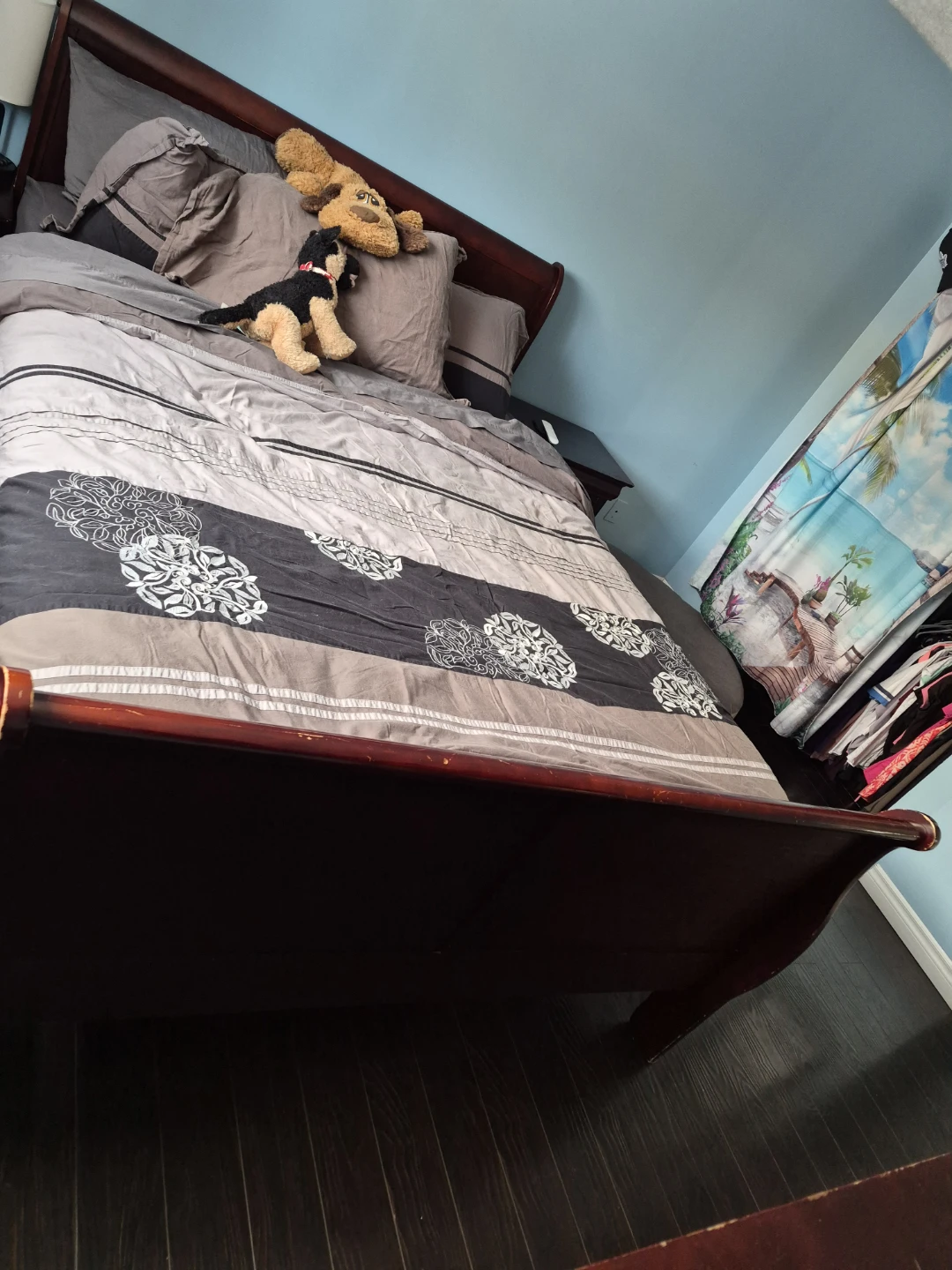 Dark Wood Queen Sleigh Bed Frame, Dresser and 2 Nightstands - photo 3