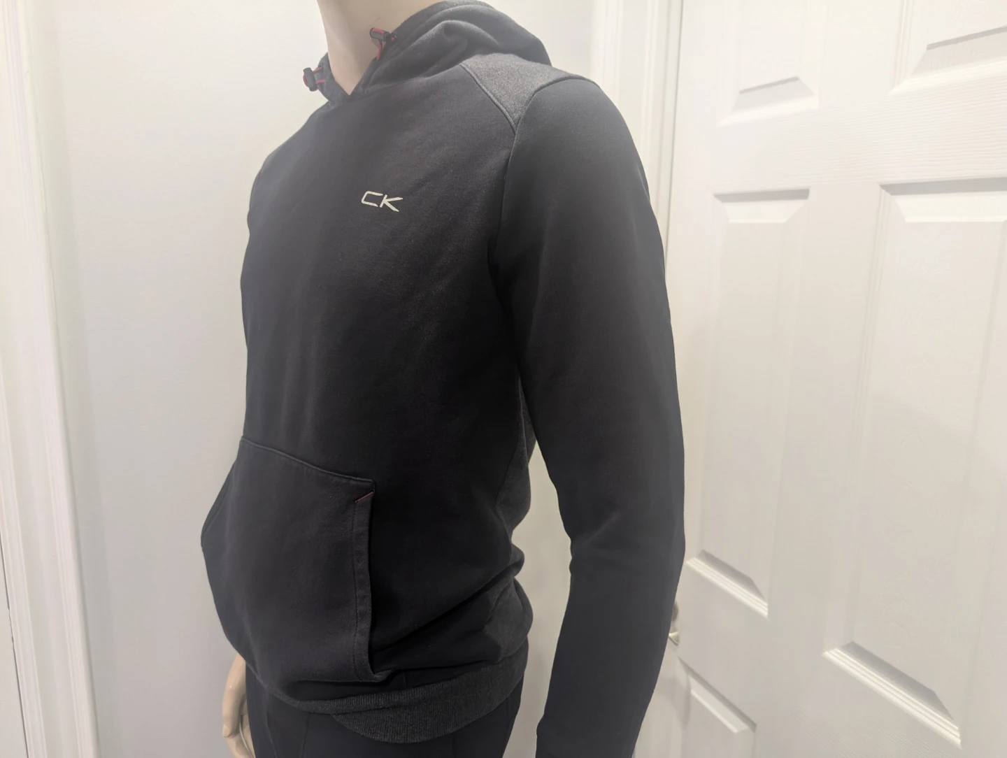 EUC - Men's Calvin Klein Black Hoodie Size S - photo 2