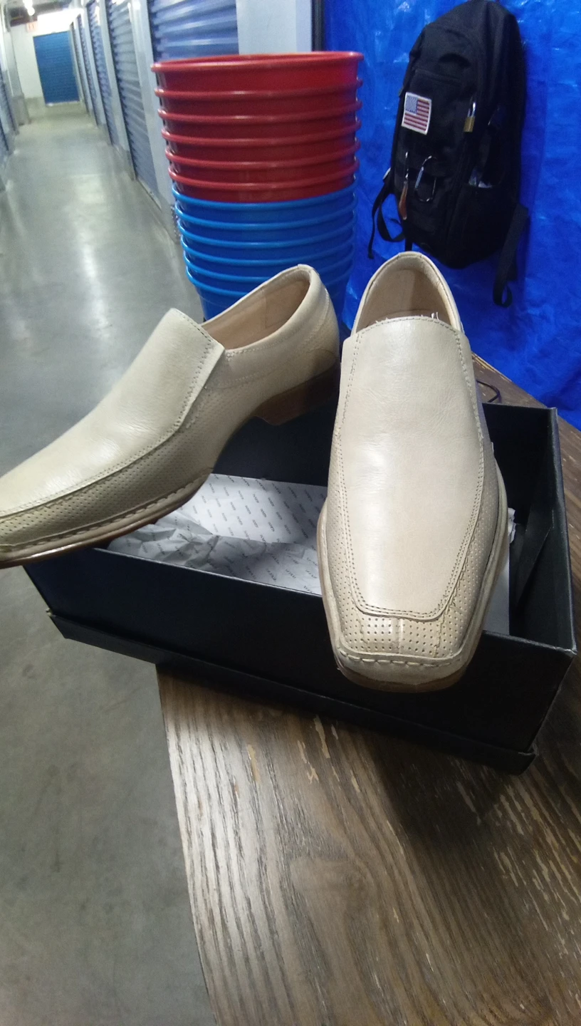 Alfani Off White Slip-On Loafer Shoes Size 8 🥕