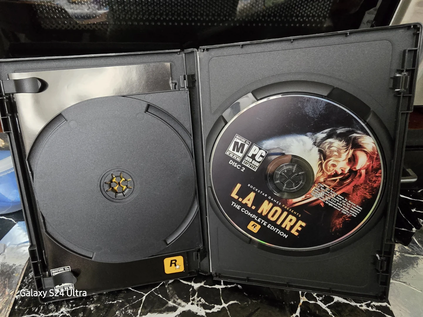 🏆 L.A. Noire The Complete Edition PC/ DVD Video Game 2-Disc Set - photo 4