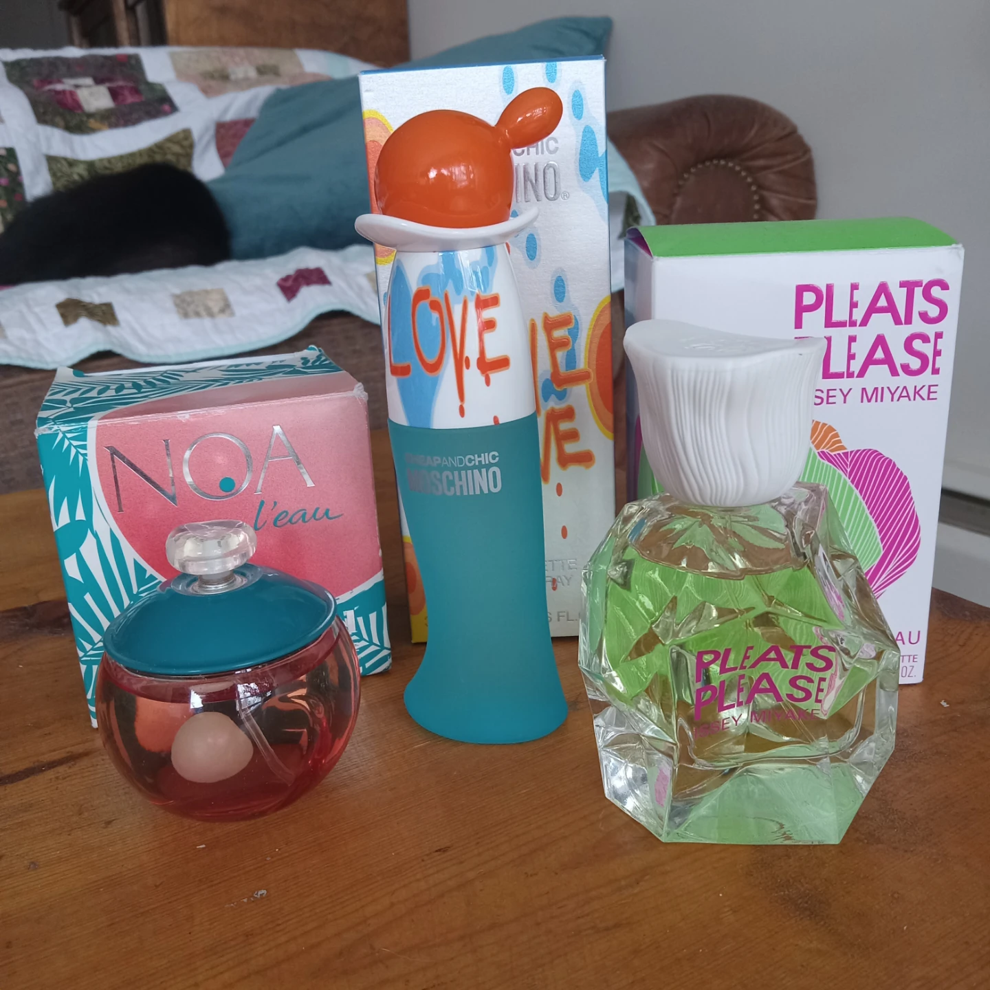 Perfume lot women's Moschino, Cacharel, Issey Miyake