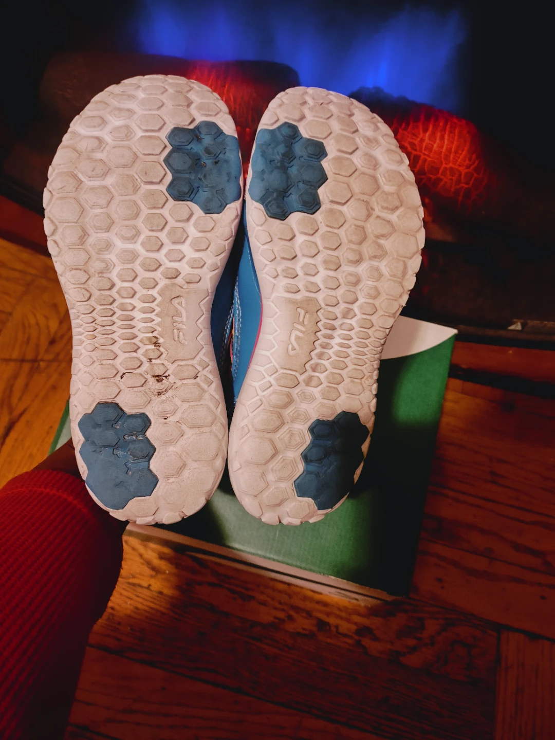 Girls Fila Kids Running Shoes Size 2.5 Youth used - photo 4