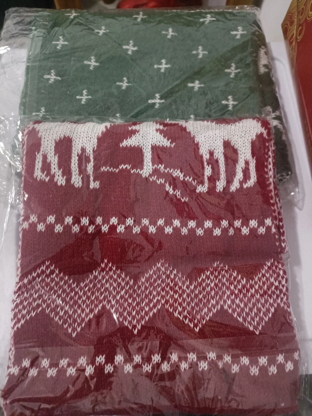 Christmas Reindeer Scarf - photo 3