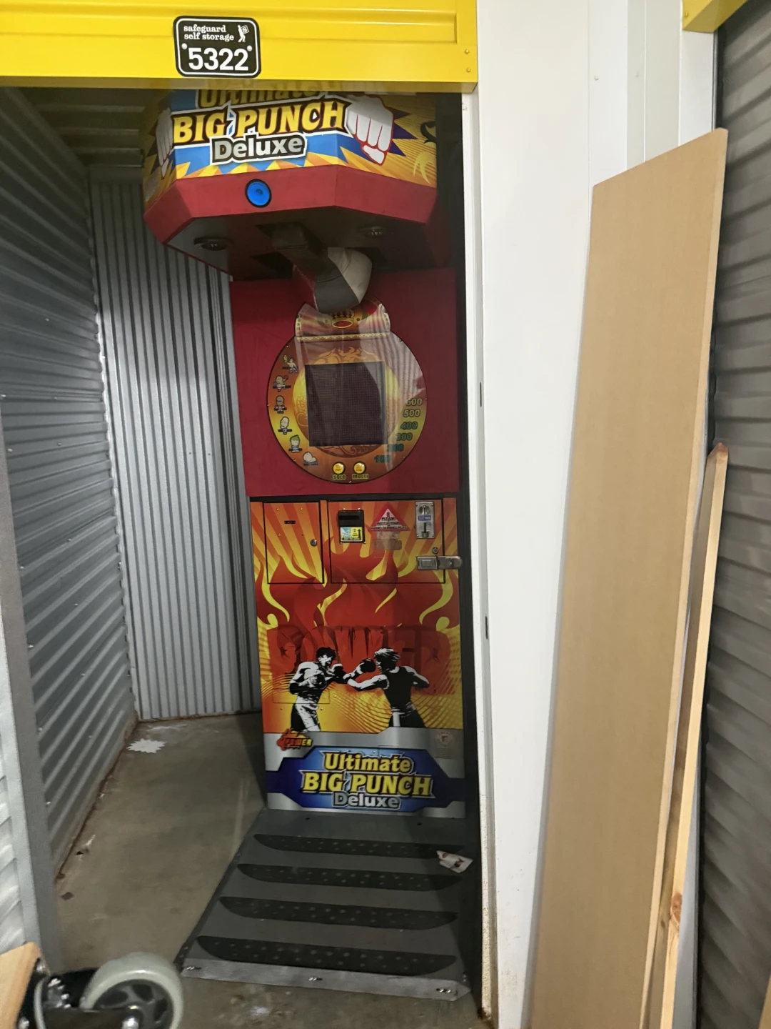 Ultimate Big Punch Deluxe Boxing Game Machine - photo 3