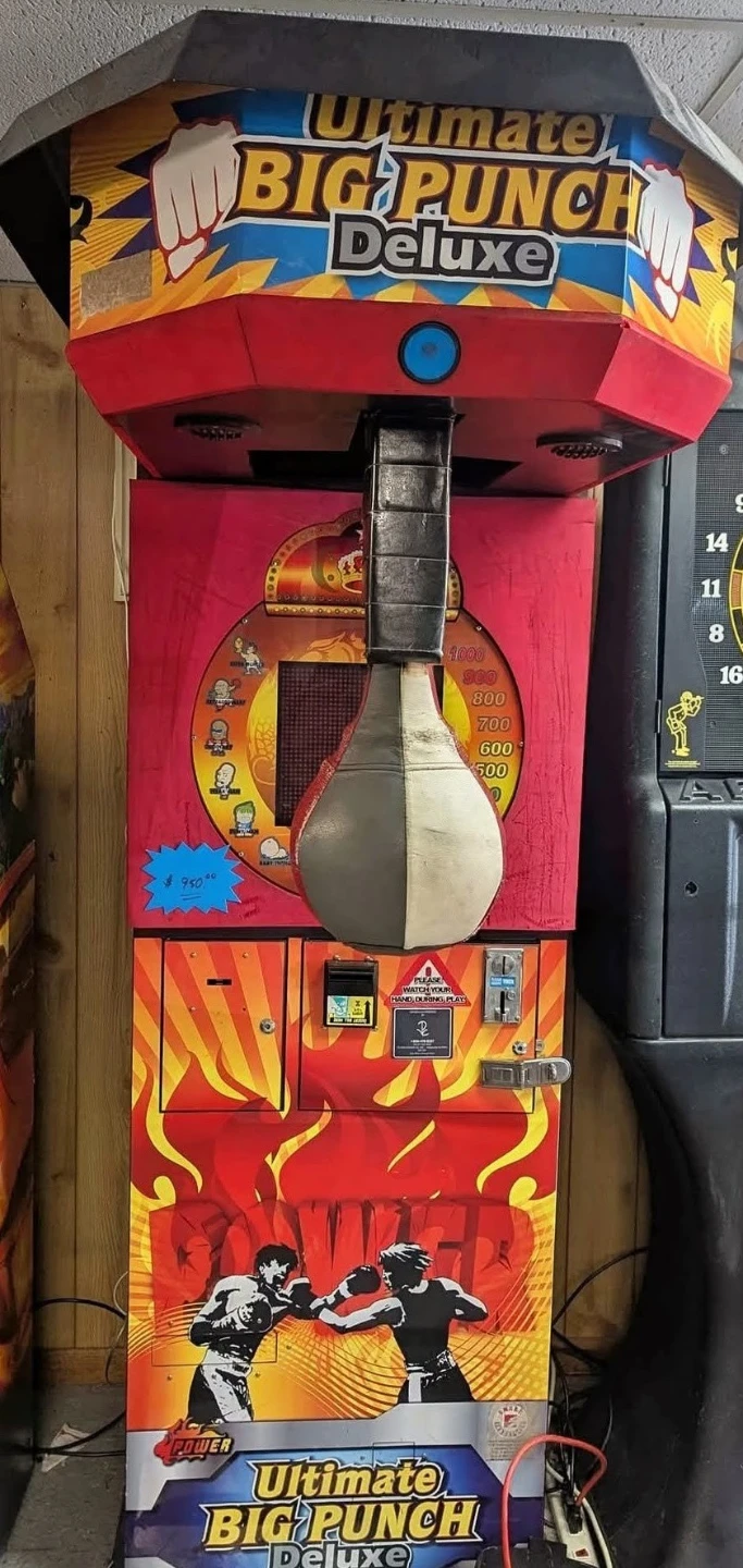 Ultimate Big Punch Deluxe Boxing Game Machine - photo 4