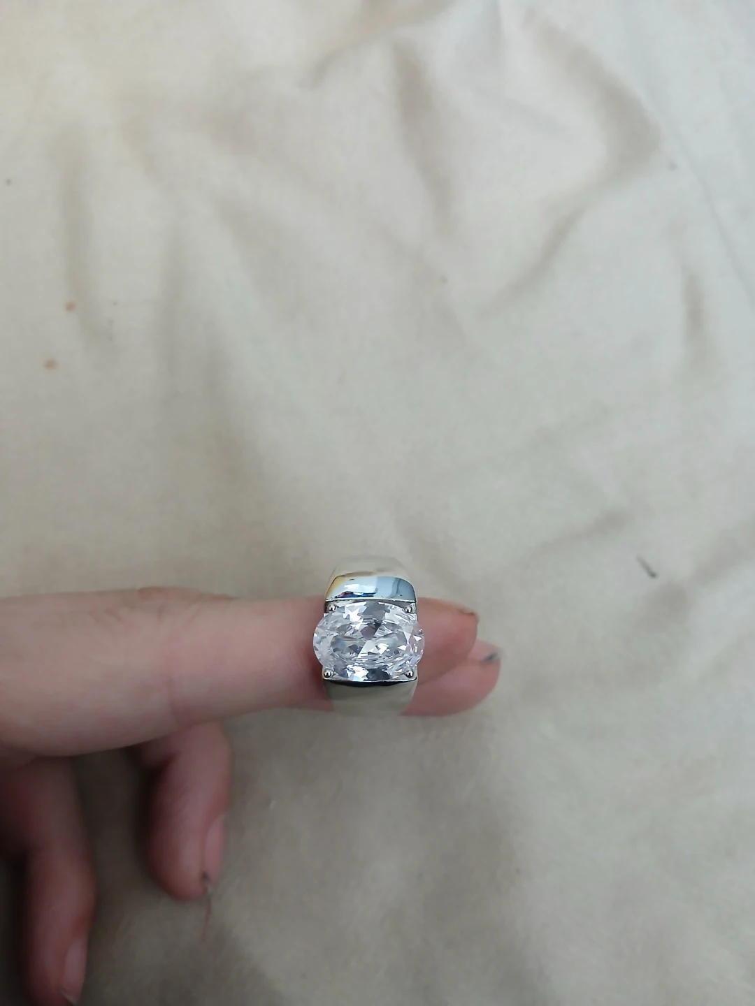 925 Silver And Moissanite 6 Carat Ring