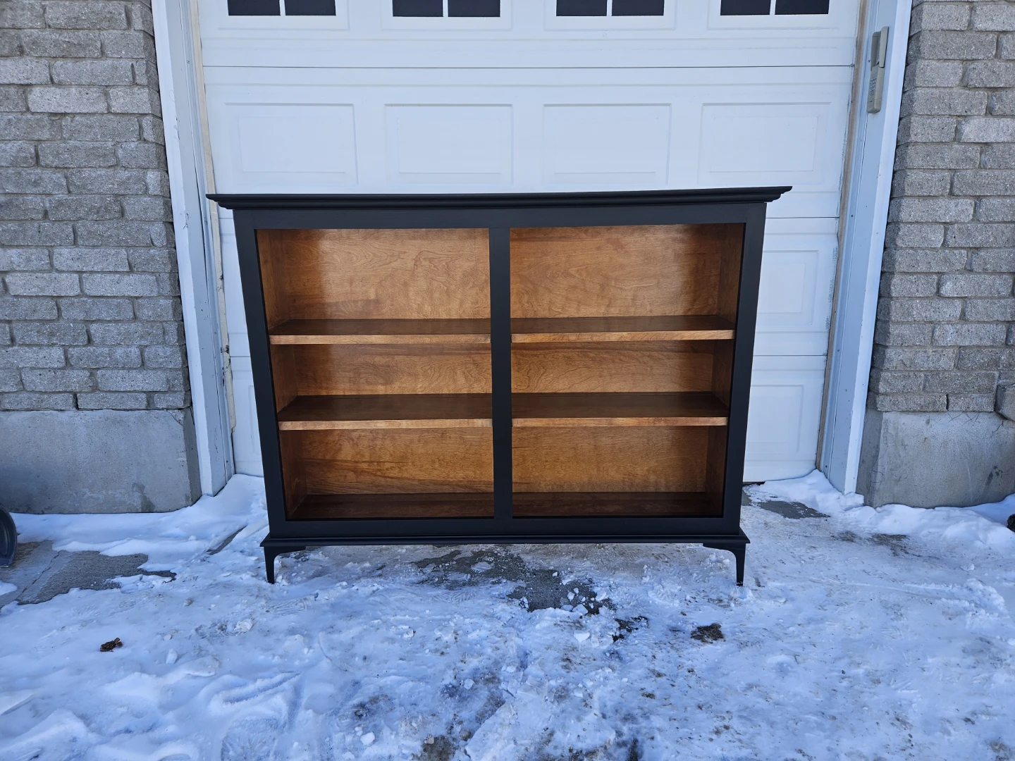 Black and Wood Display shelf - photo 4