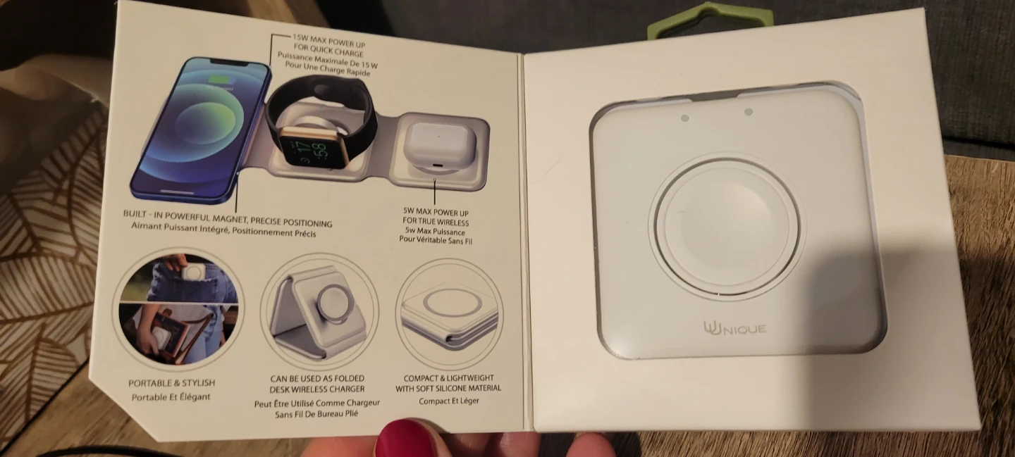 🏆 UNIQUE London Trio 3-in-1 Magnetic Foldable Wireless Charger - photo 3