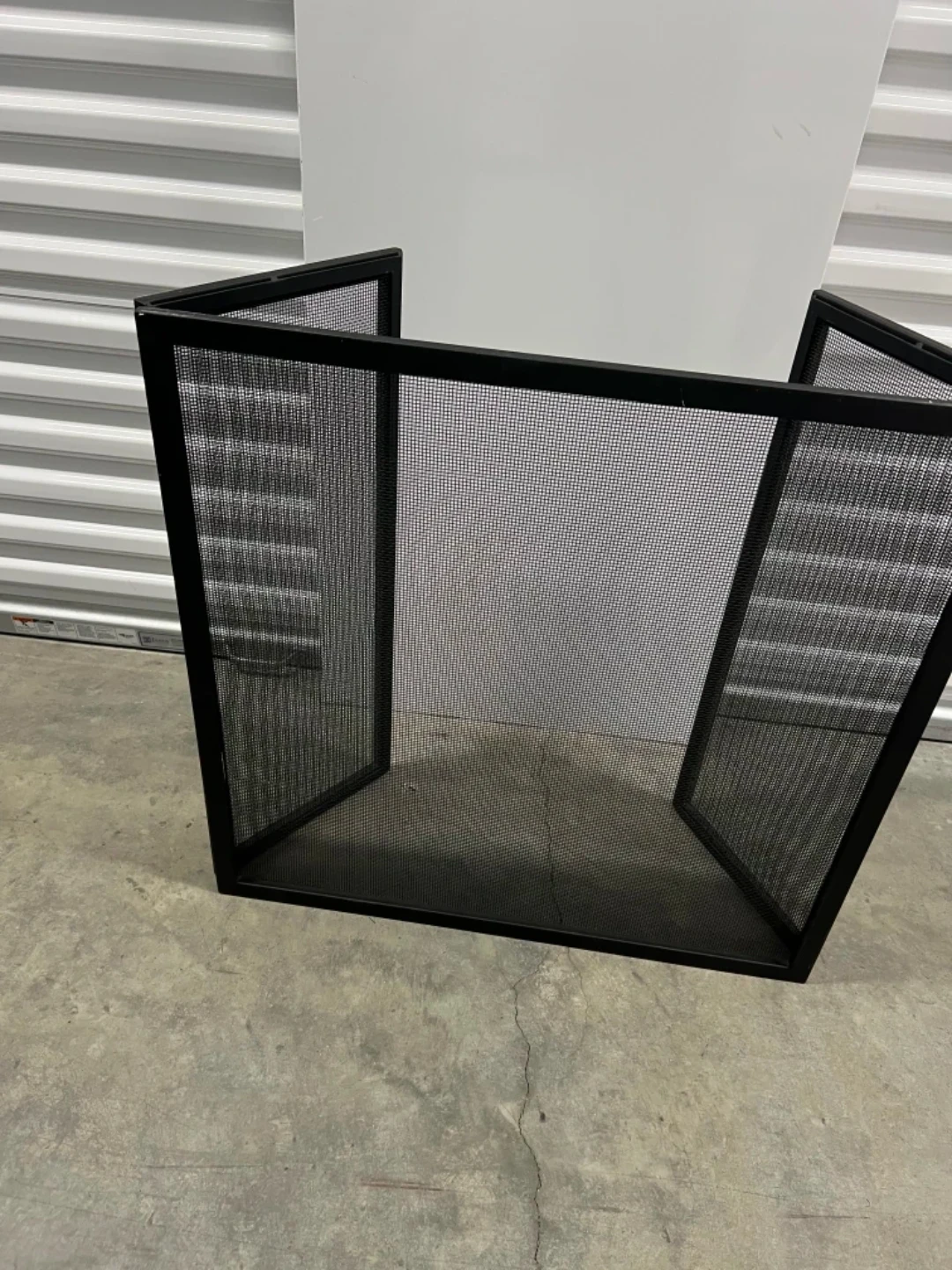 Fire screen gate