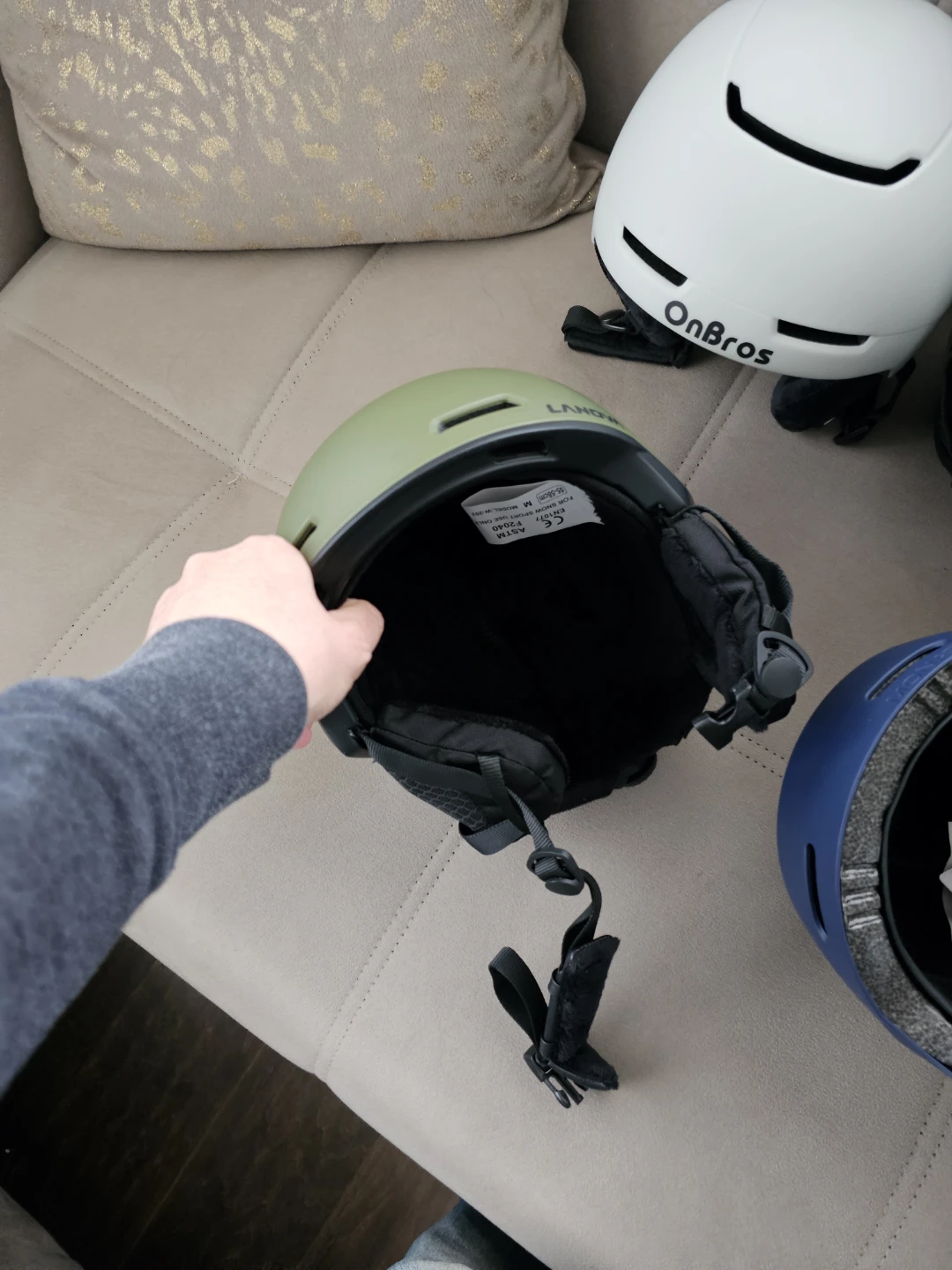 (New)Adjustable Inline Skating Helmet (Size M) each $55 - photo 5
