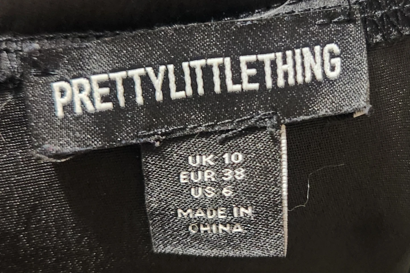 PrettyLittleThing Silk Black Midi Skirt - photo 4