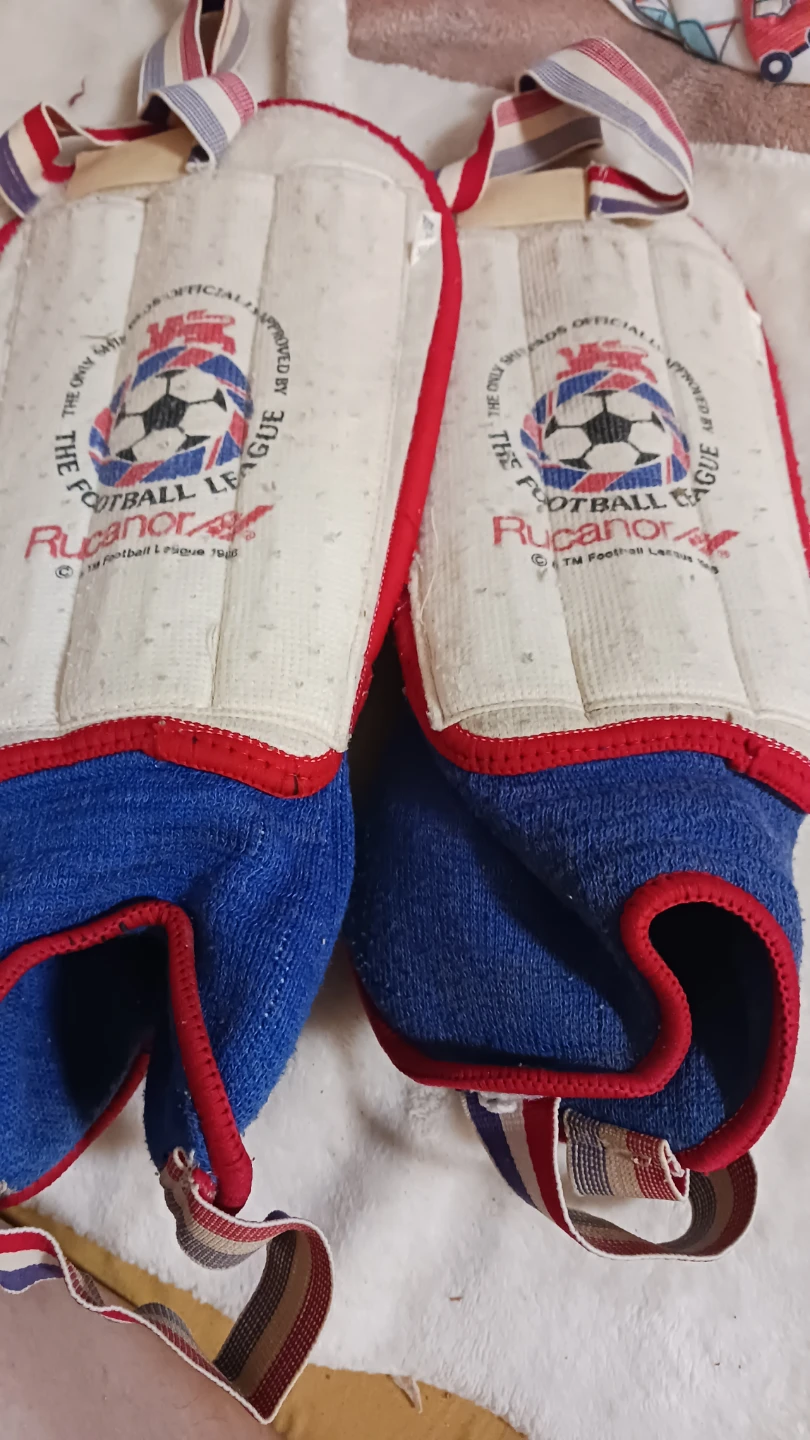 Football League Shin Pads
