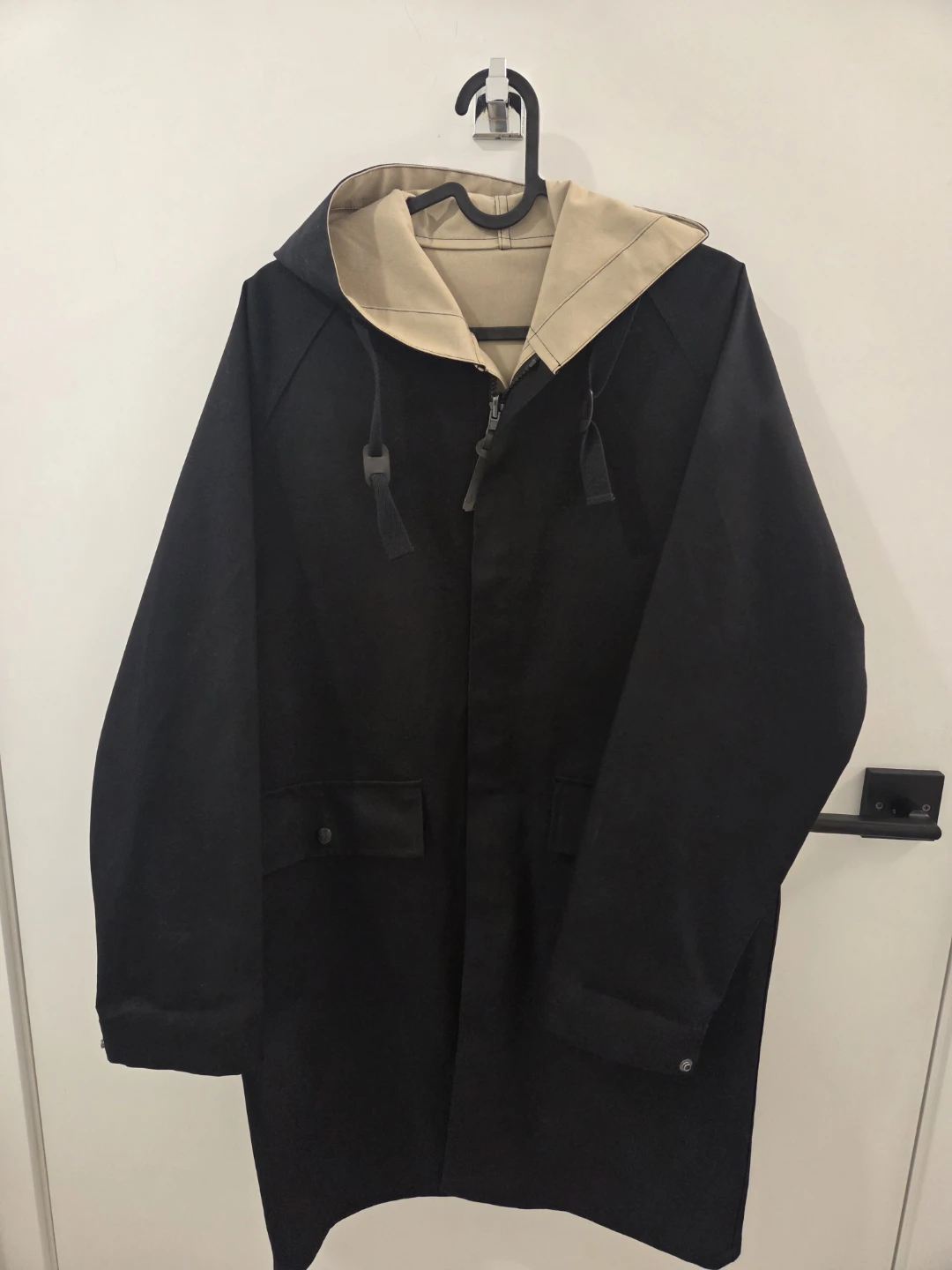 Reversible Hooded Raincoat - Black/Tan