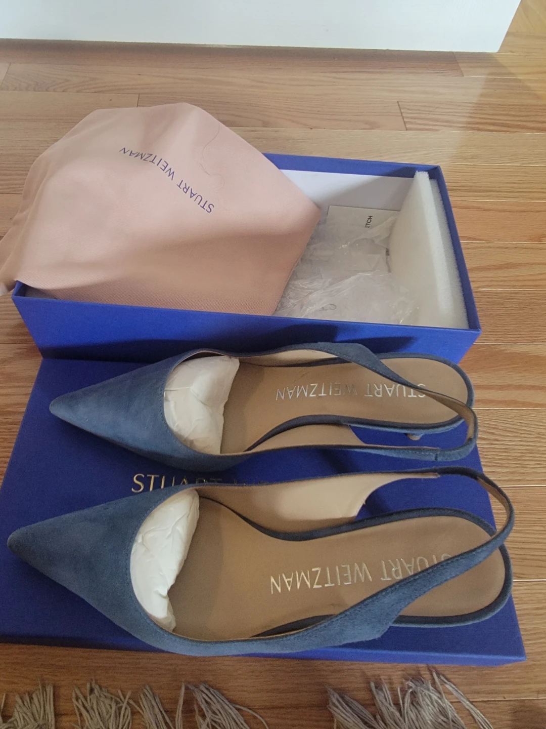 Stuart Weitzman Blue Suede Slingback Heels - photo 4
