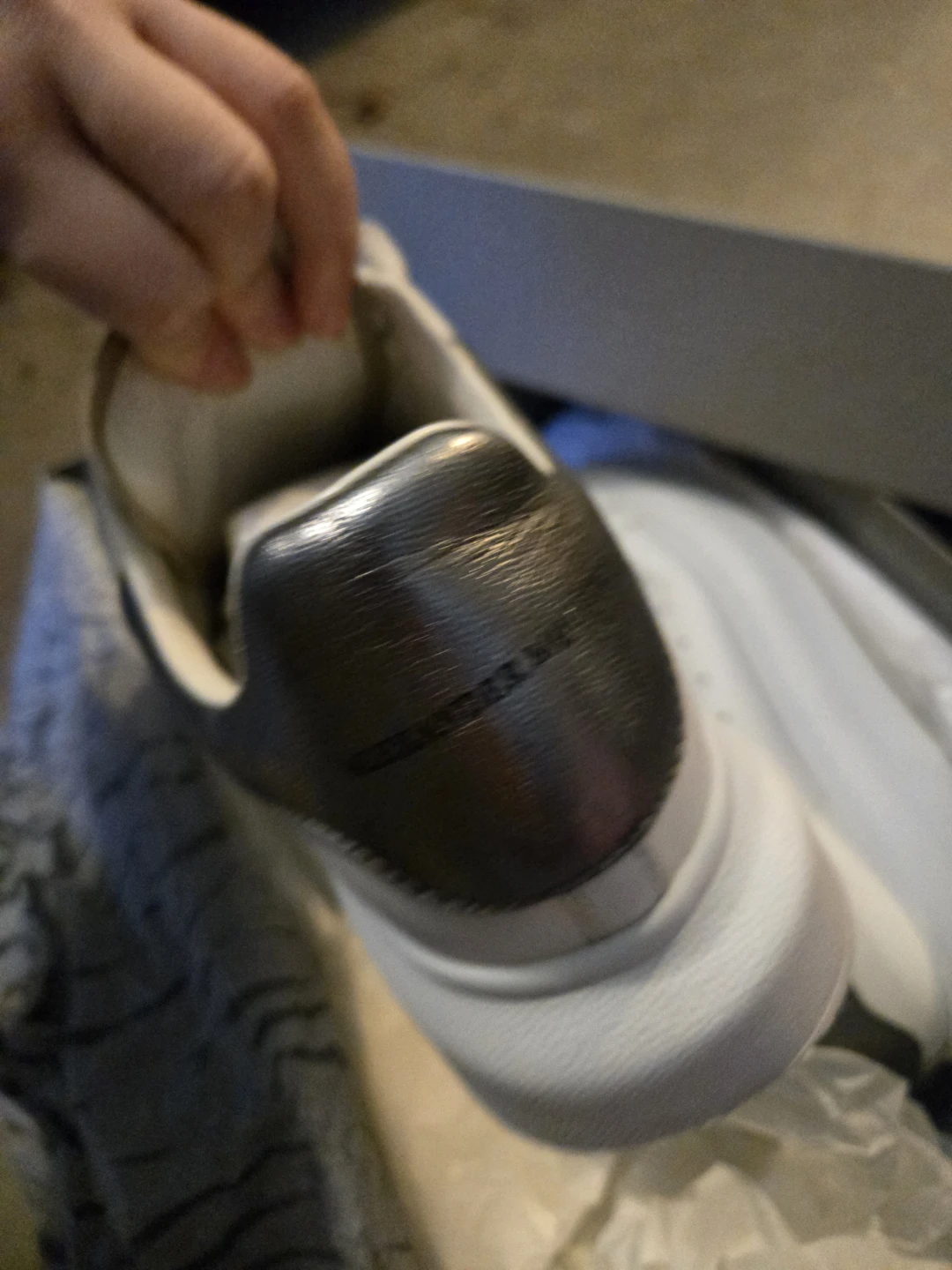 Alexander McQueen White/Black Pearl Sneakers - photo 5