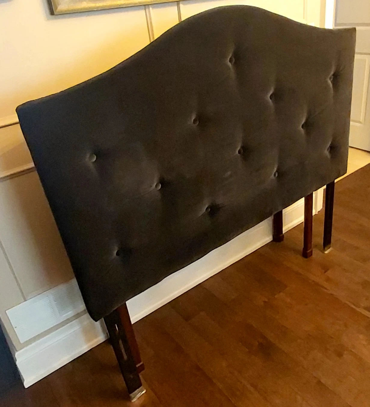 Tufted Upholstered Headboard - photo 4