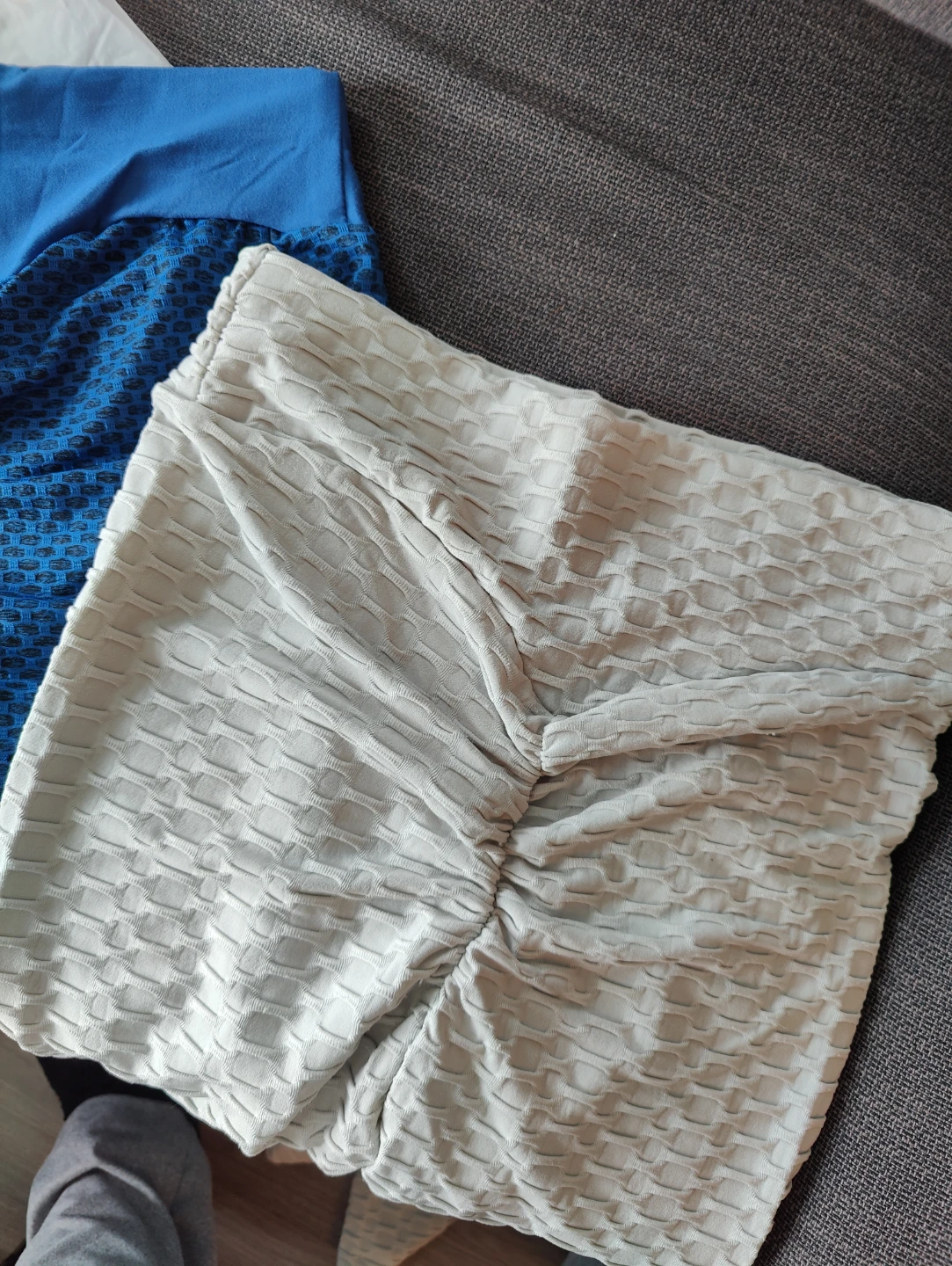 Textured High-Waisted Workout Leggings (Set of 3) - photo 3