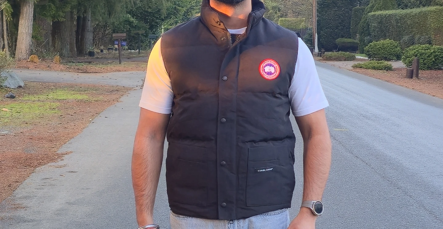 Canada Goose Puffer Vest - photo 2