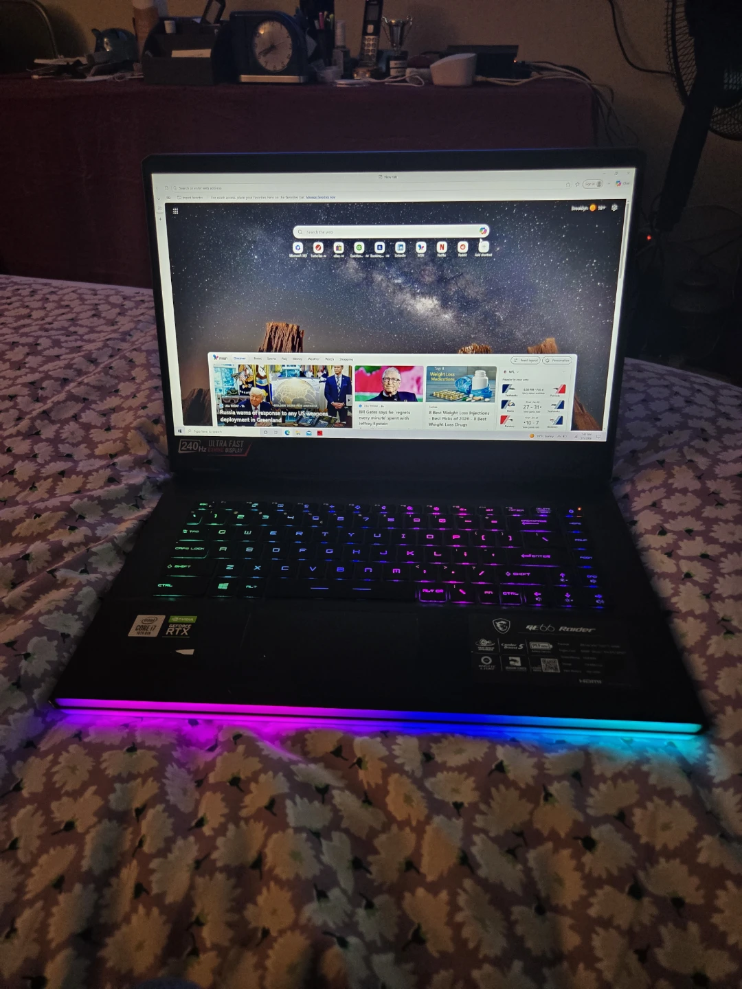 MSI GE66 Raider 10SE Gaming Laptop - photo 3