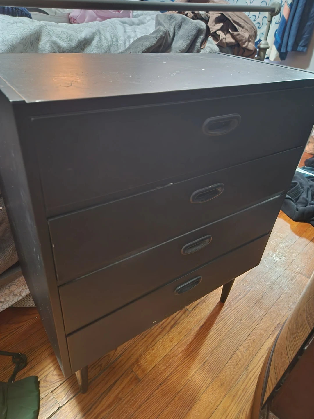 Black 4-Drawer Dresser